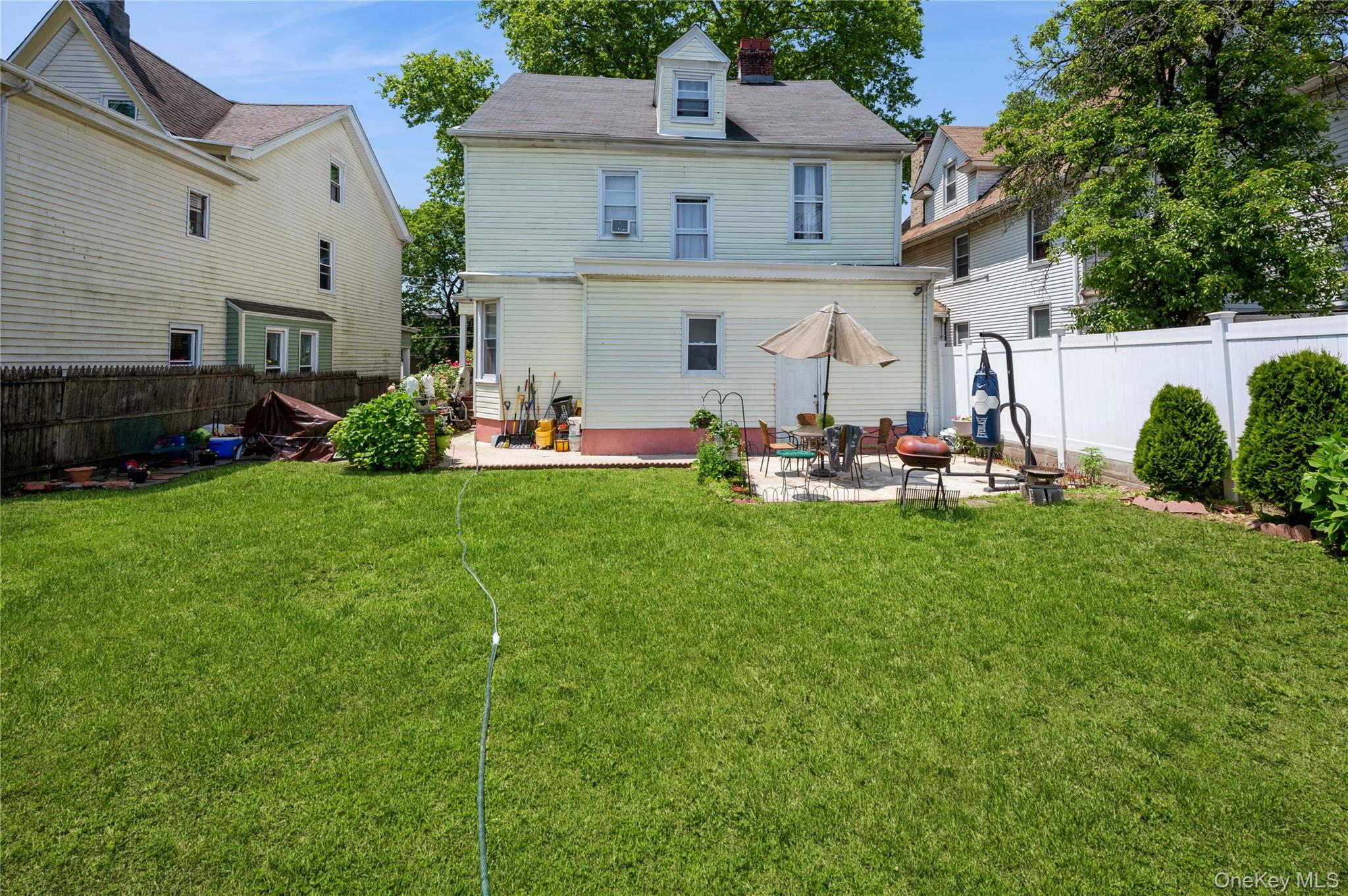 Mount Vernon, New York, 10550, United States, 7 Bedrooms Bedrooms, ,2 BathroomsBathrooms,Residential,For Sale,1856828