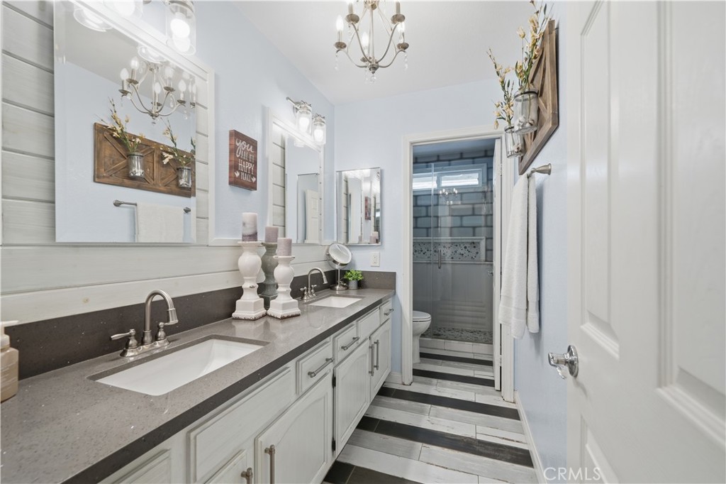 Murrieta, California, 92562, United States, 5 Bedrooms Bedrooms, ,4 BathroomsBathrooms,Residential,For Sale,2049135