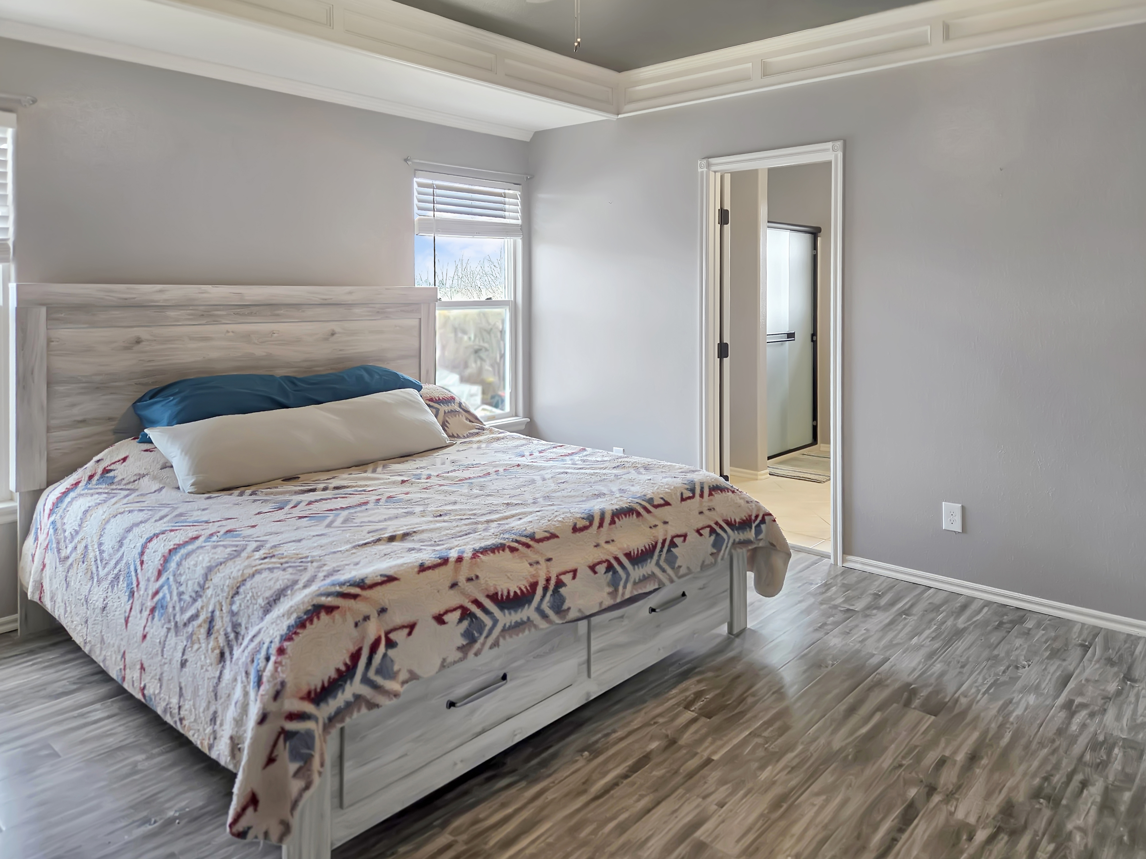 Sheridan, Wyoming, 82801, United States, 5 Bedrooms Bedrooms, ,3 BathroomsBathrooms,Residential,For Sale,1993883