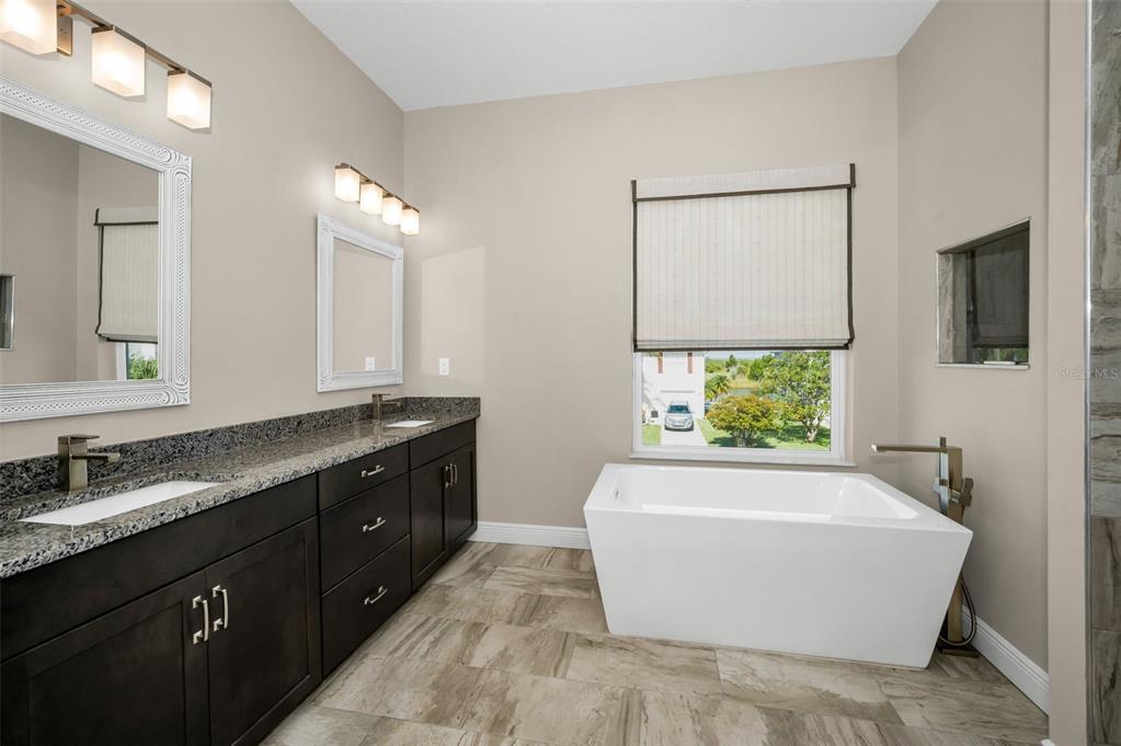 Hernando Beach, Florida, 34607, United States, 3 Bedrooms Bedrooms, ,3 BathroomsBathrooms,Residential,For Sale,1918210