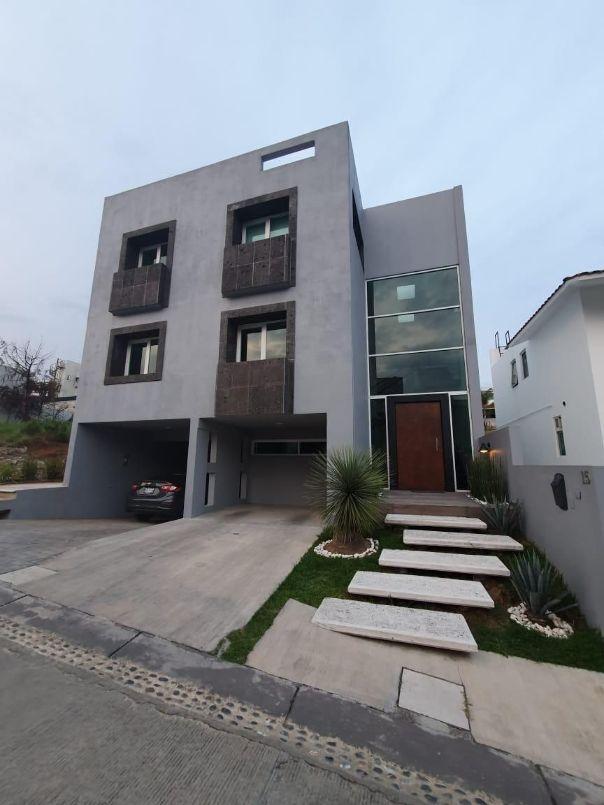 Puerta de Jerez, Atizapán de Zaragoza, Estado de México, 52930, Mexico, 4 Bedrooms Bedrooms, ,5 BathroomsBathrooms,Residential,For Sale,Puerta de Jerez,1444580