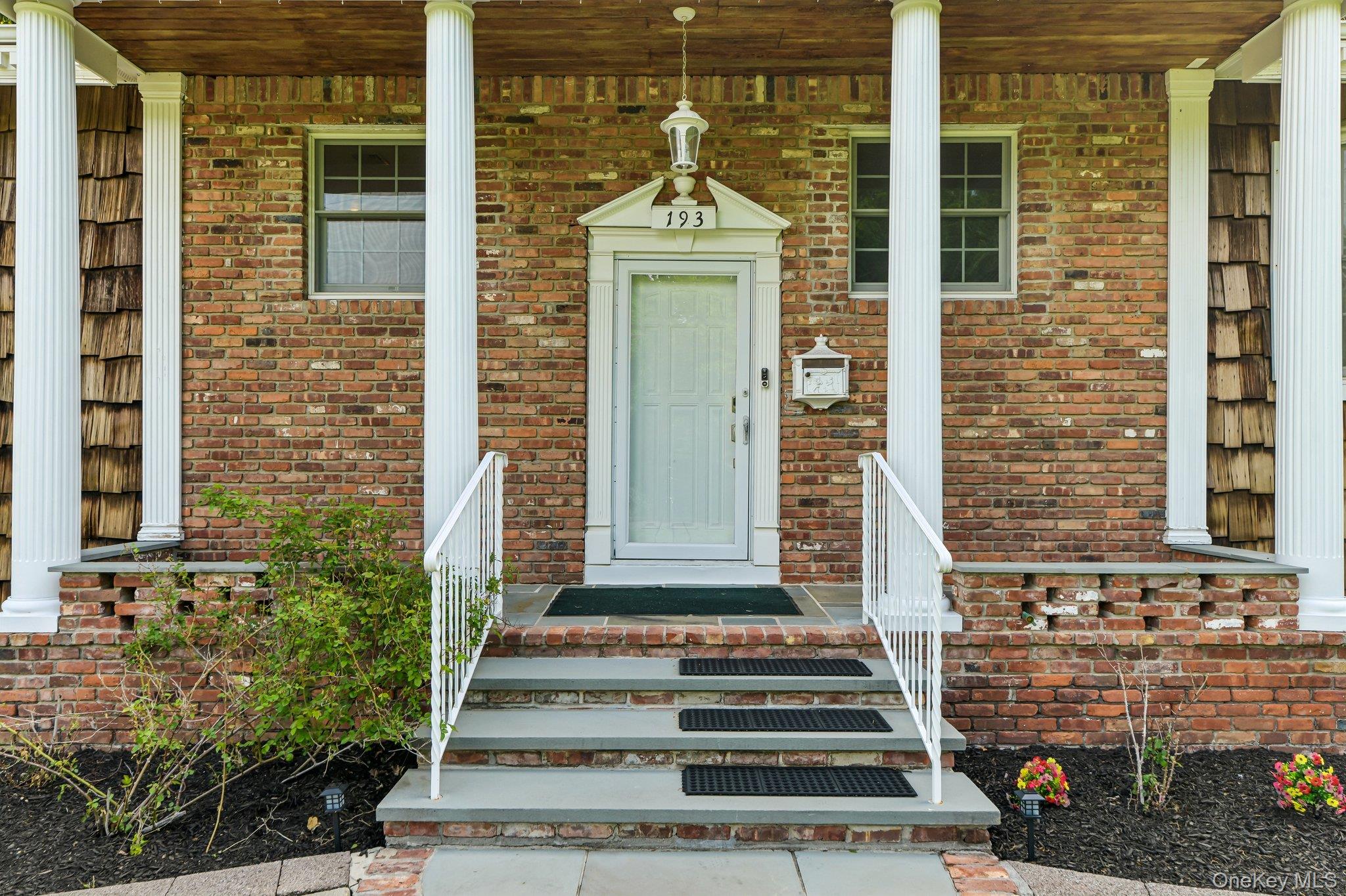  193 Cambon Avenue, Saint James, NY, 11780 - 物件實景