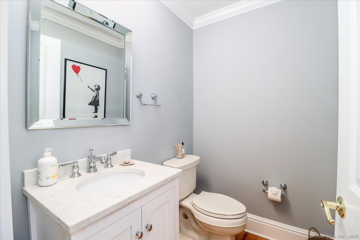 New Milford, Connecticut, 06776, United States, 2 Bedrooms Bedrooms, ,4 BathroomsBathrooms,Residential,For Sale,1938812