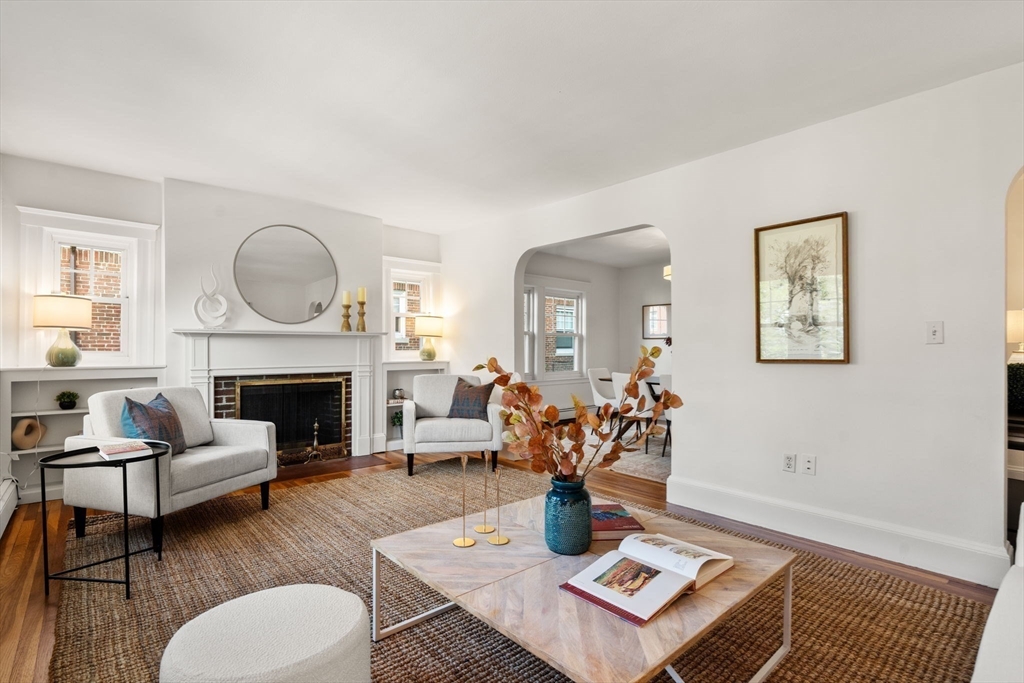 Brookline, Massachusetts, 02446, United States, 3 Bedrooms Bedrooms, ,2 BathroomsBathrooms,Residential,For Sale,1942016