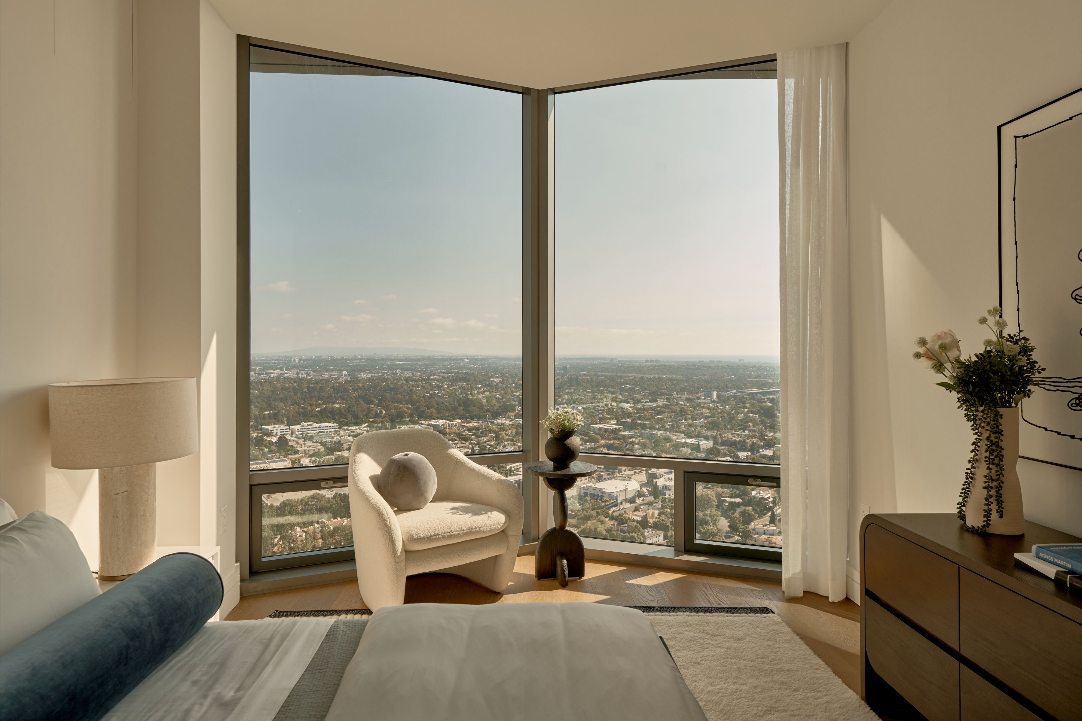  211 W Elm Ct - 物件實景