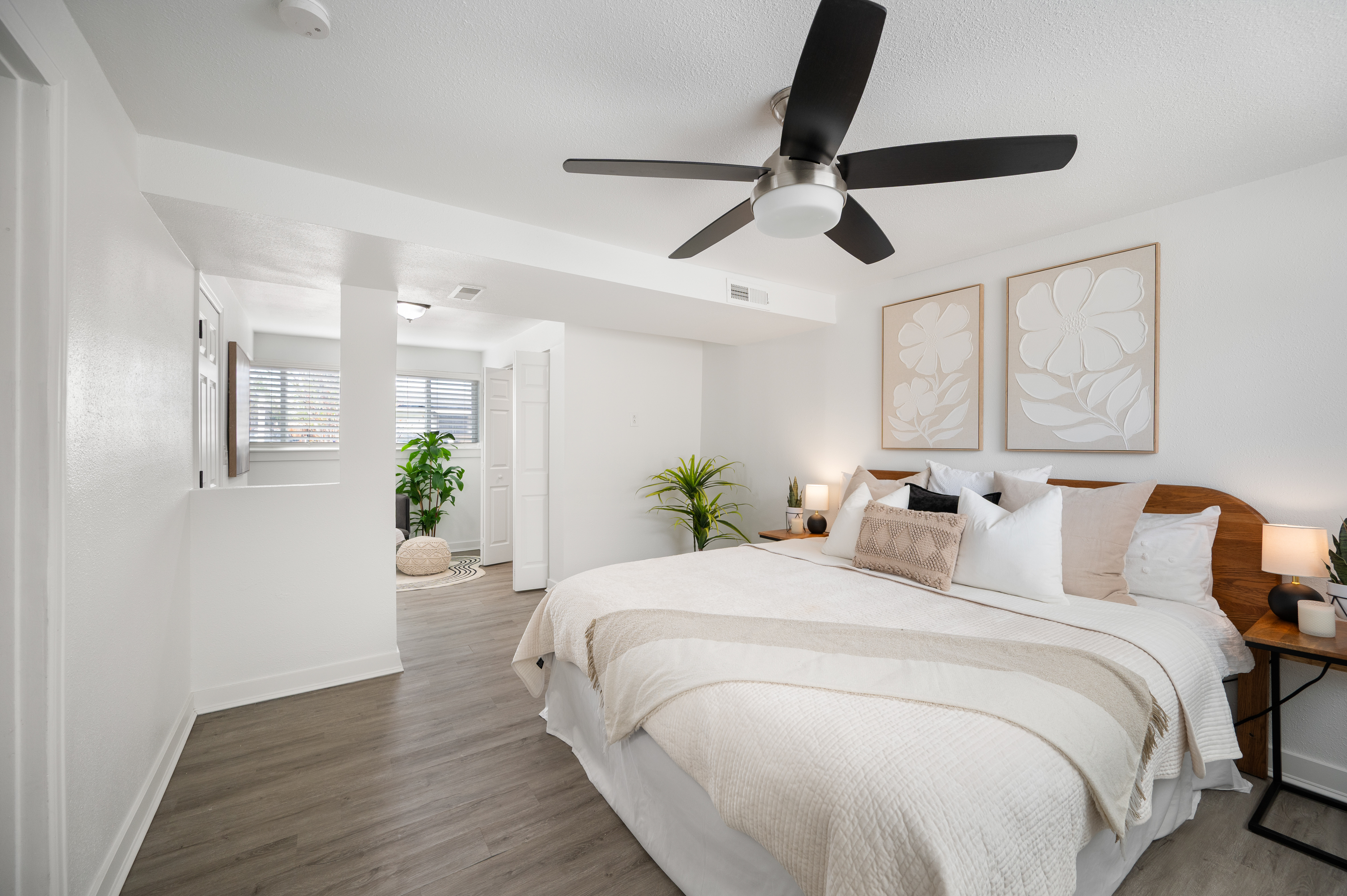  Beautifully Updated Tri-Level Home in Montbello - 物件實景