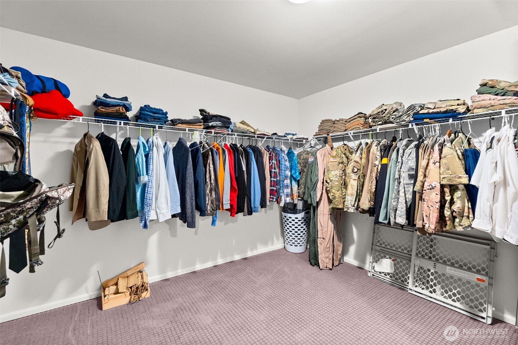 Olympia, Washington, 98501, United States, 4 Bedrooms Bedrooms, ,3 BathroomsBathrooms,Residential,For Sale,1997535