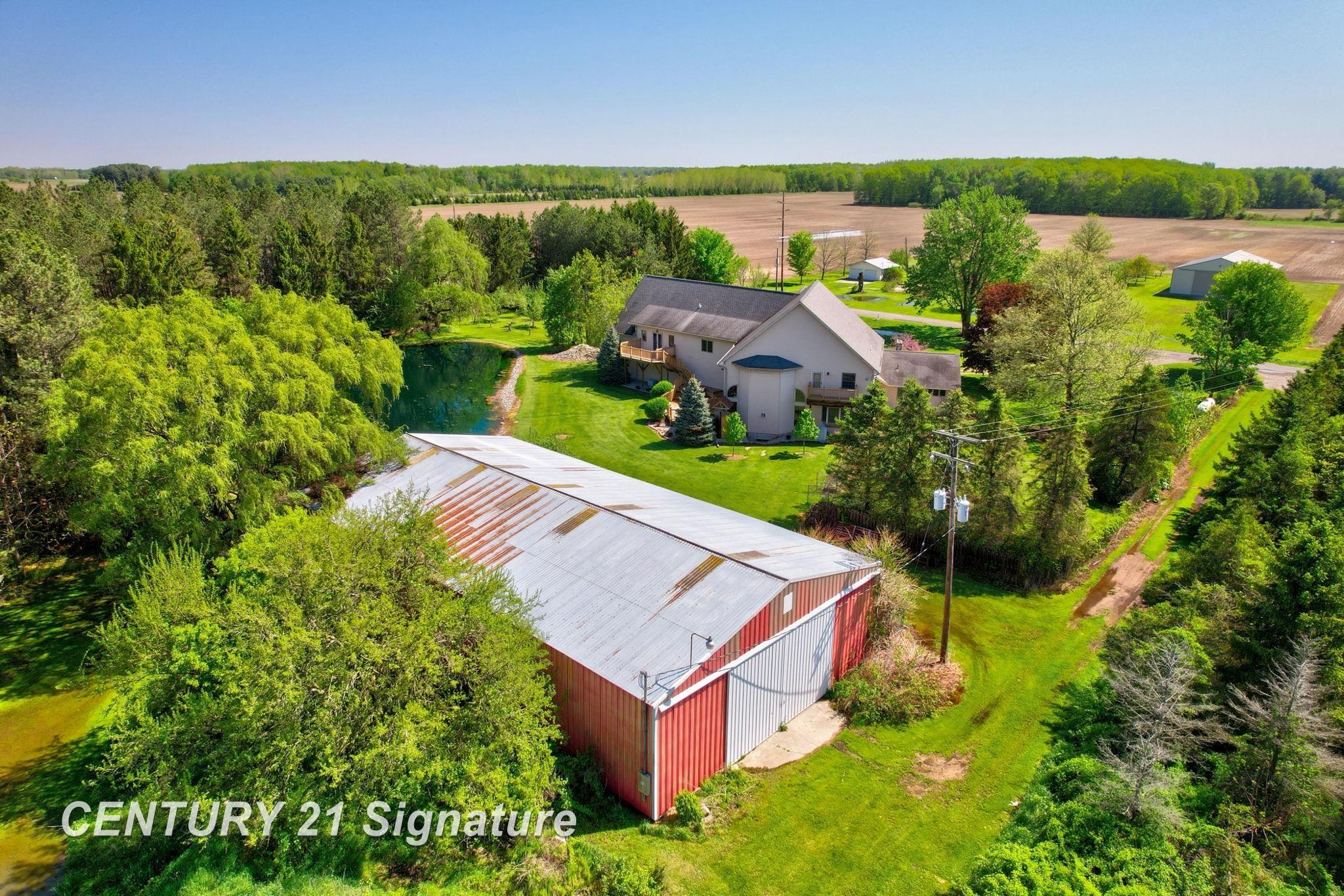 Hemlock, Michigan, 48626, United States, 6 Bedrooms Bedrooms, ,5 BathroomsBathrooms,Residential,For Sale,1984080