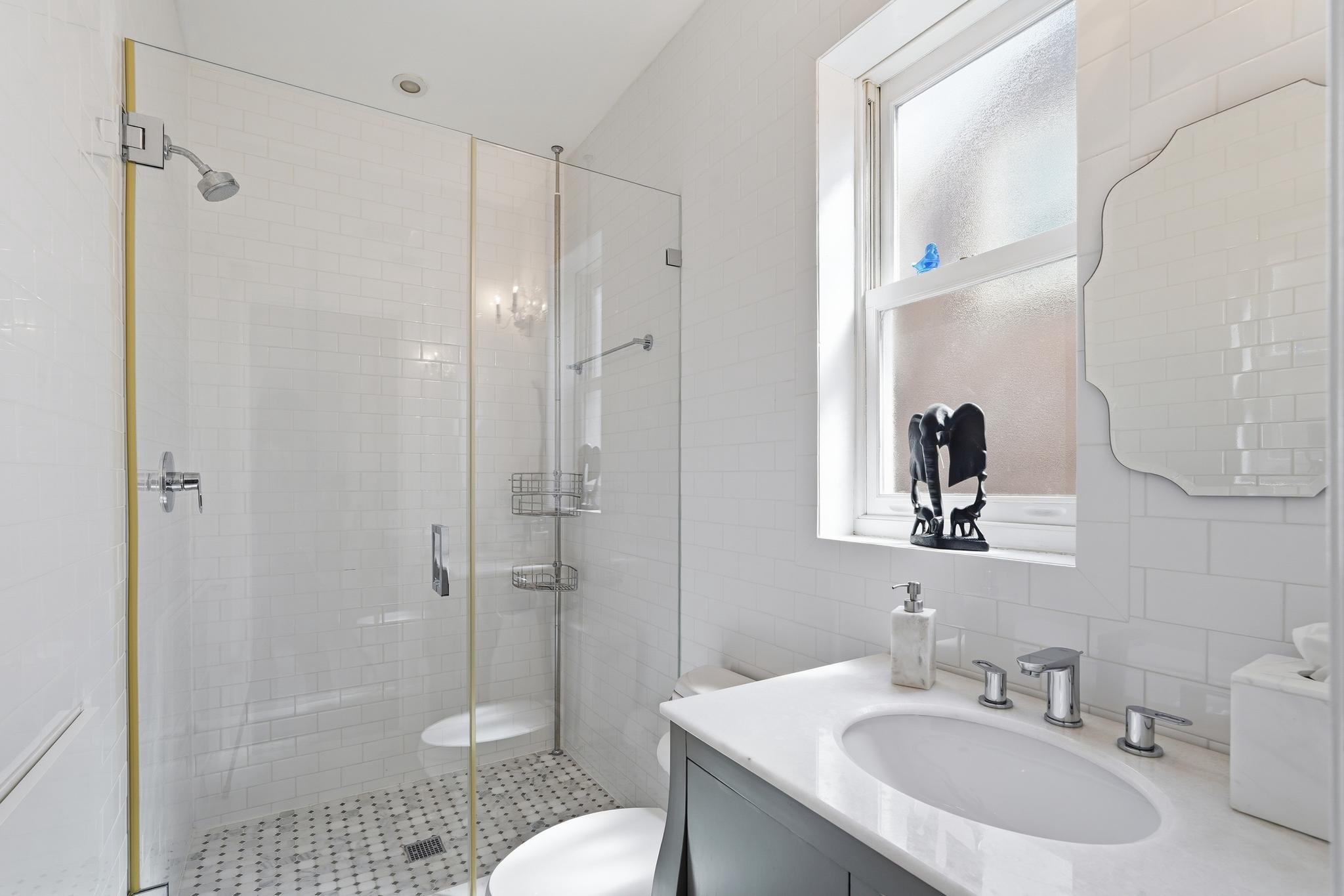  2812 34th Street NW, Washington, DC, 20008 - 物件實景