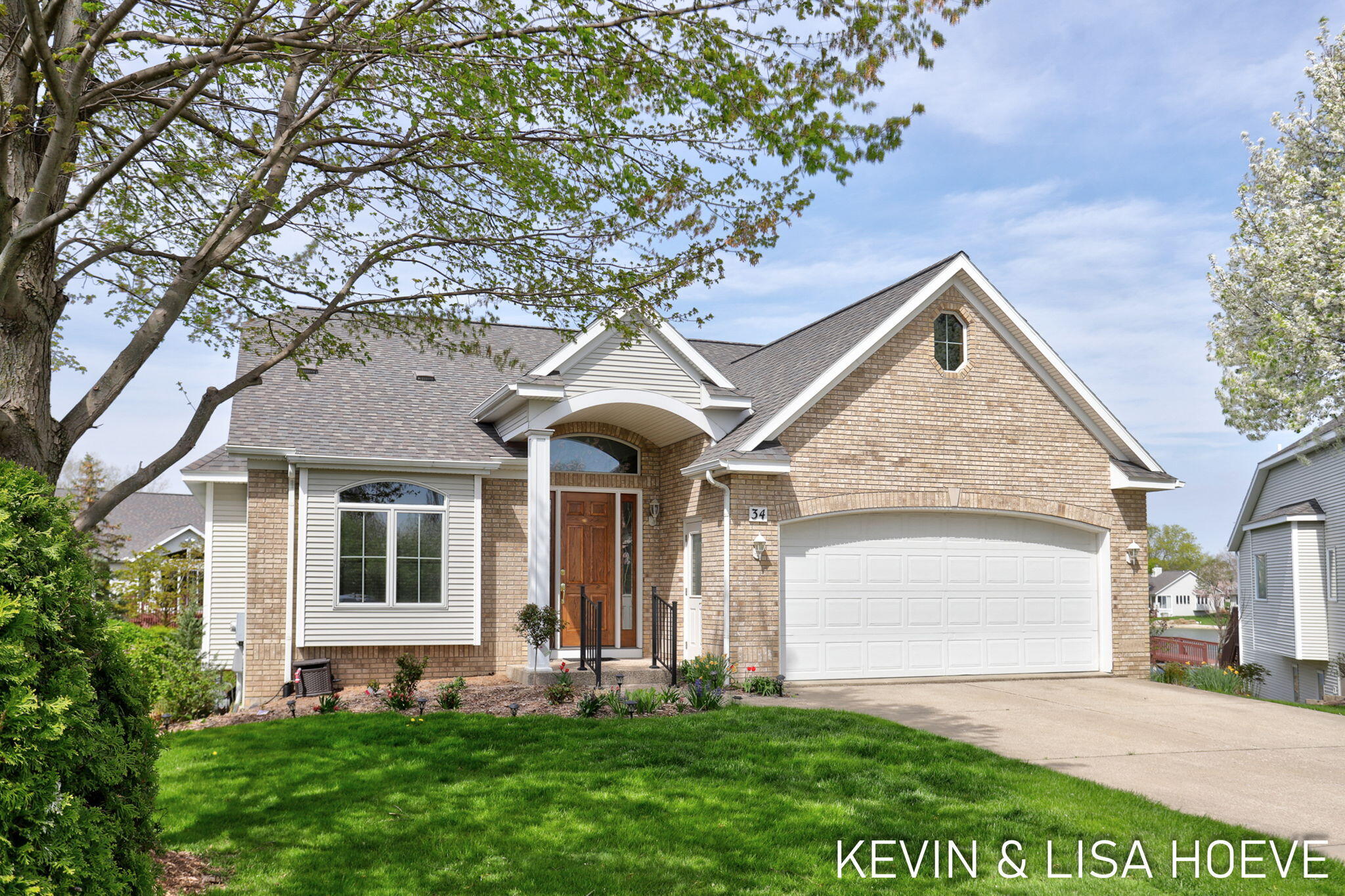Zeeland, Michigan, 49464, United States, 3 Bedrooms Bedrooms, ,4 BathroomsBathrooms,Residential,For Sale,1794959