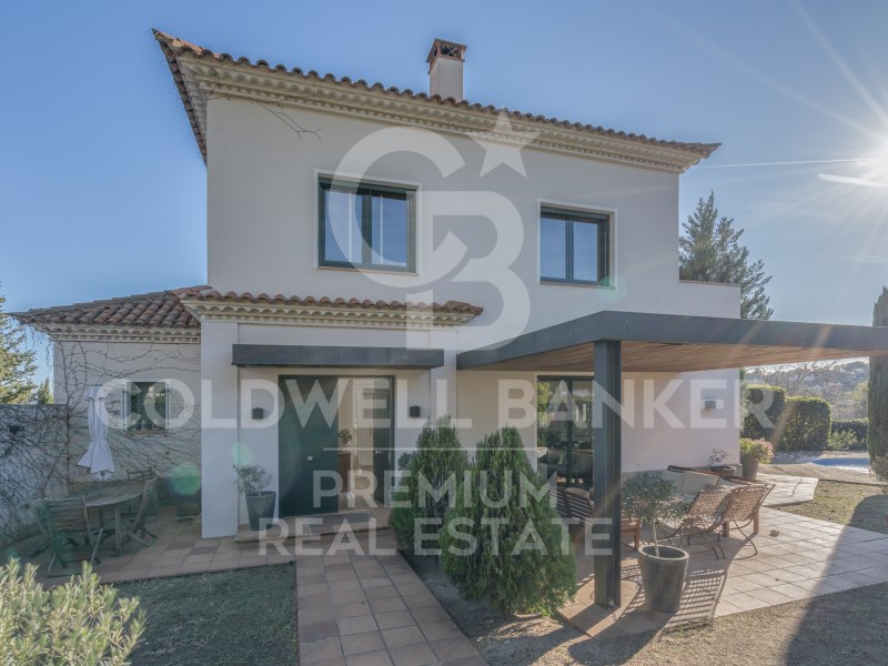 Barcelona, Cerdanyola del Vall?s, Bellaterra Barce, Cerdanyola del Vallès, Catalonia, ES, 3 Bedrooms Bedrooms, ,4 BathroomsBathrooms,Residential,For Sale,Barcelona, Cerdanyola del Vall?s, Bellaterra Barce,1612402