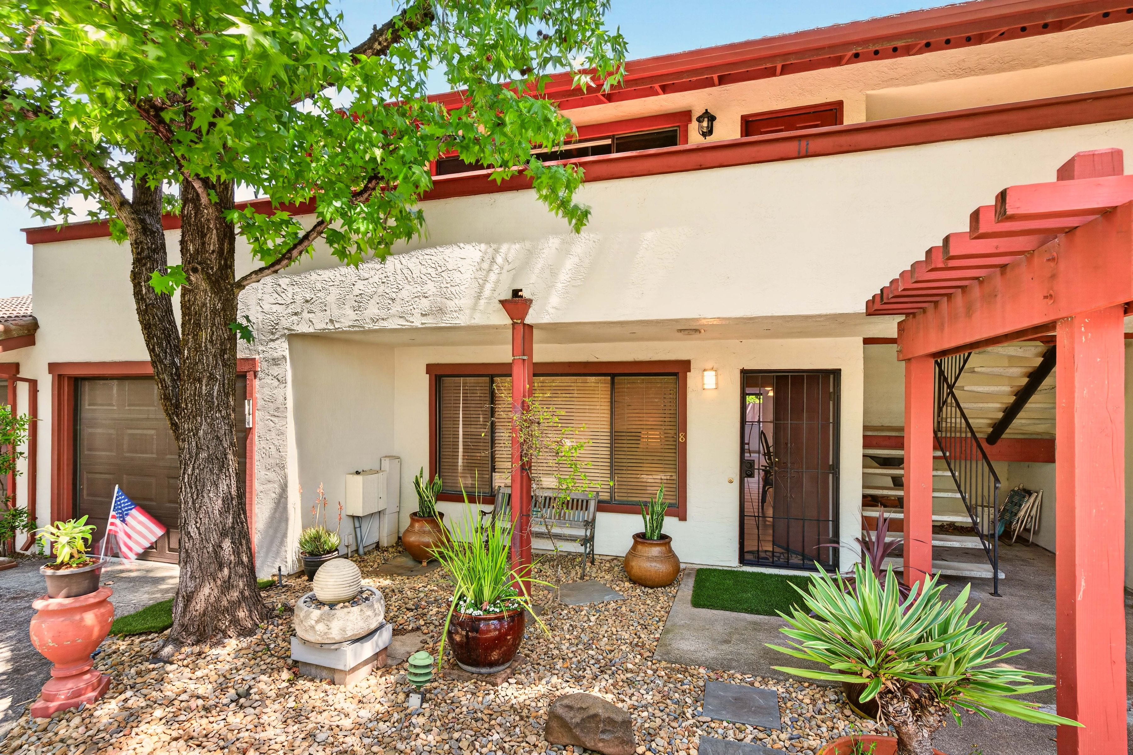  847 W. Spain Street, #8 - 物件實景