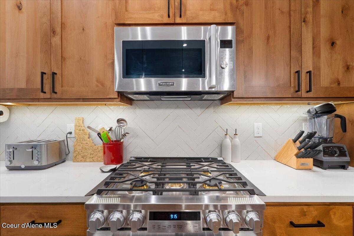 Oldtown, Idaho, 83822, United States, 5 Bedrooms Bedrooms, ,4 BathroomsBathrooms,Residential,For Sale,1992429