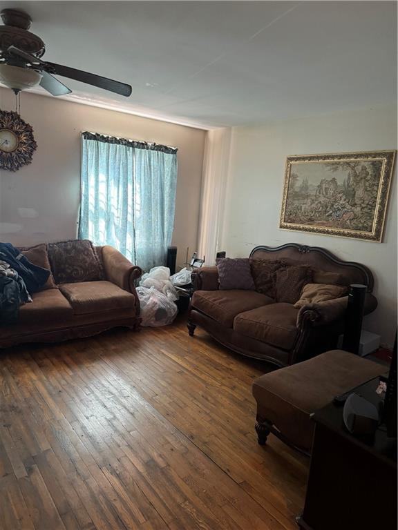 Brooklyn, New York, 11208, United States, 7 Bedrooms Bedrooms, ,4 BathroomsBathrooms,Residential,For Sale,1942836