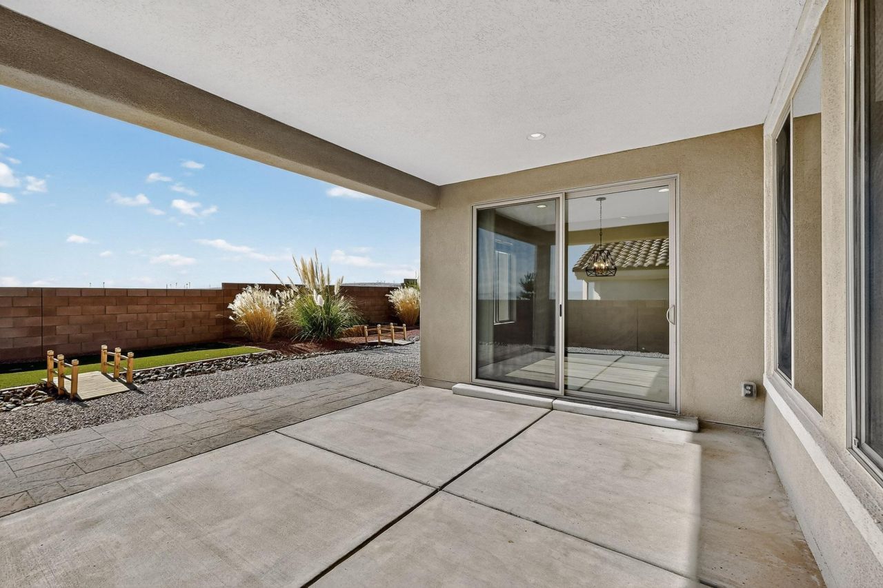 Albuquerque, New Mexico, 87120, United States, 3 Bedrooms Bedrooms, ,2 BathroomsBathrooms,Residential,For Sale,1996094