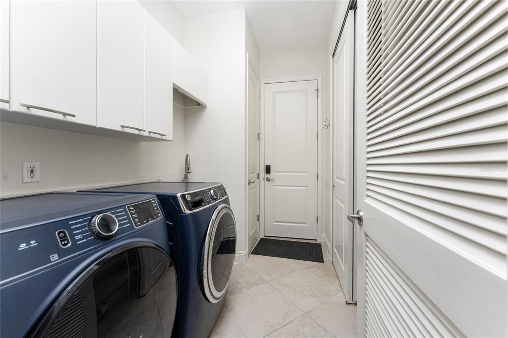 Sarasota, Florida, 34241, United States, 4 Bedrooms Bedrooms, ,3 BathroomsBathrooms,Residential,For Sale,1789245