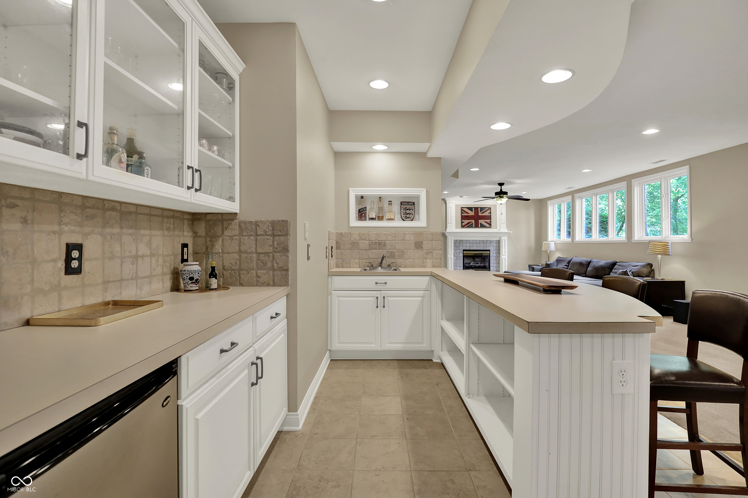 Zionsville, Indiana, 46077, United States, 5 Bedrooms Bedrooms, ,5 BathroomsBathrooms,Residential,For Sale,1978641