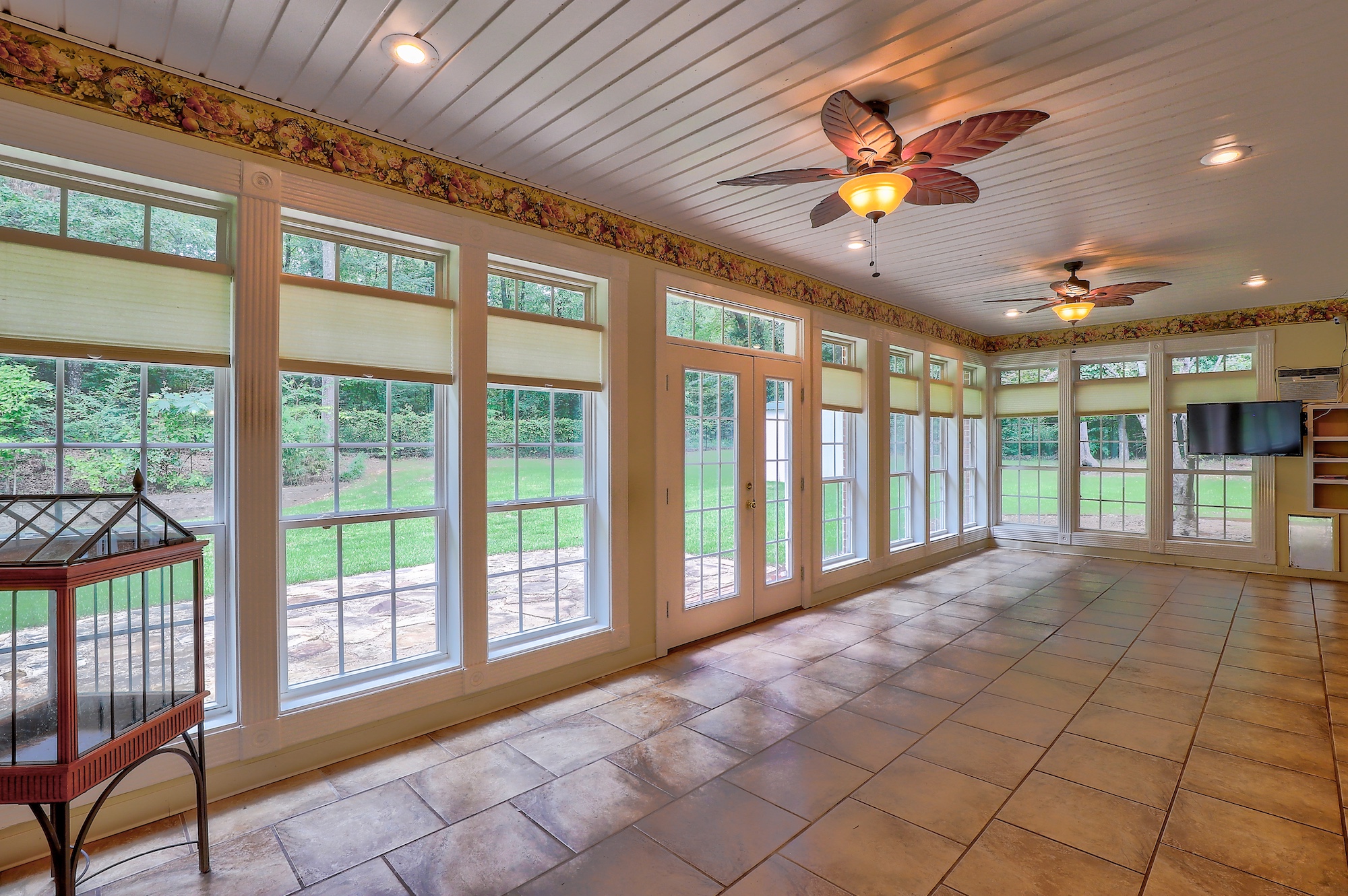 Texarkana, Texas, 75503, United States, 3 Bedrooms Bedrooms, ,4 BathroomsBathrooms,Residential,For Sale,1841636