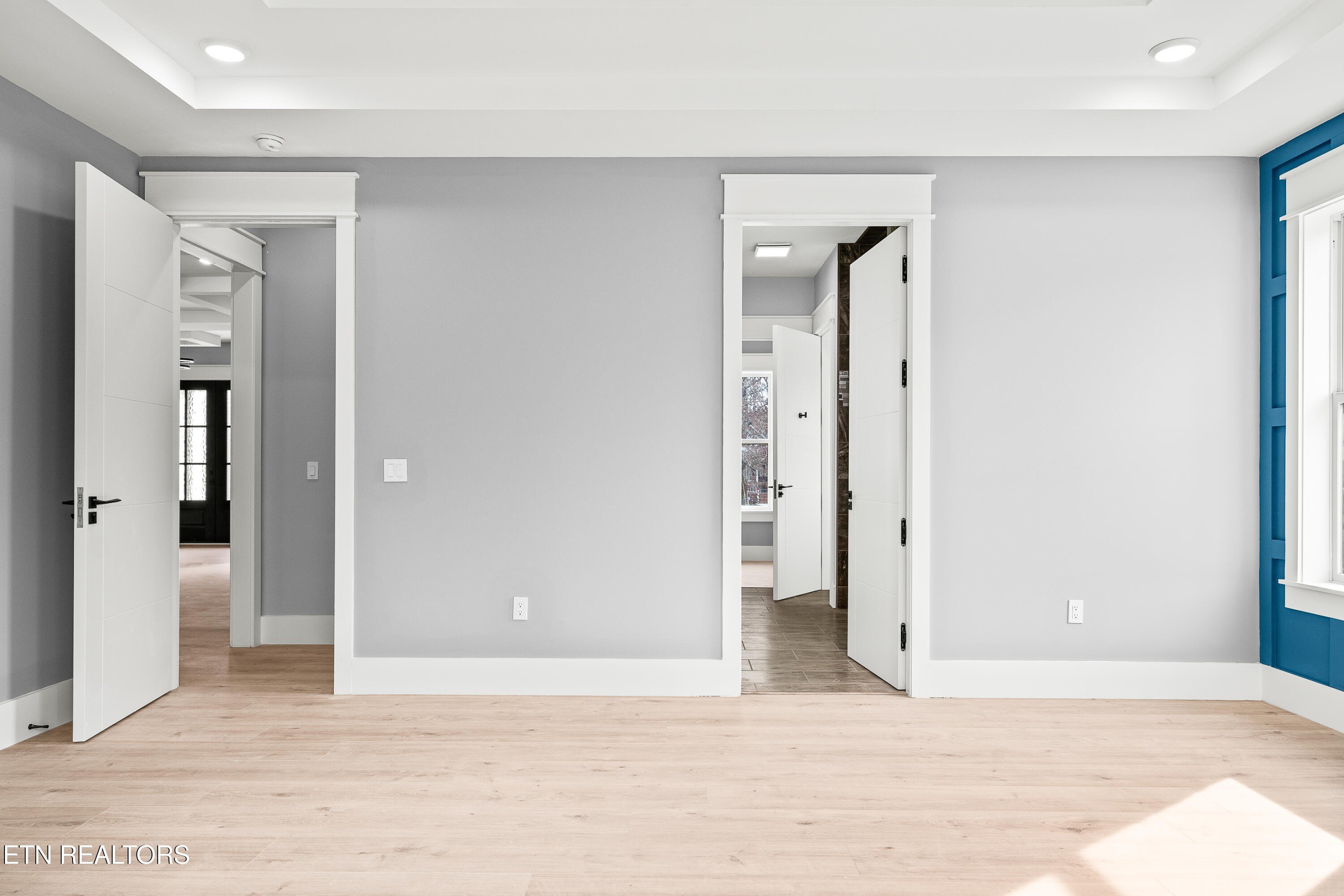 Crossville, Tennessee, 38555, United States, 4 Bedrooms Bedrooms, ,5 BathroomsBathrooms,Residential,For Sale,1977925