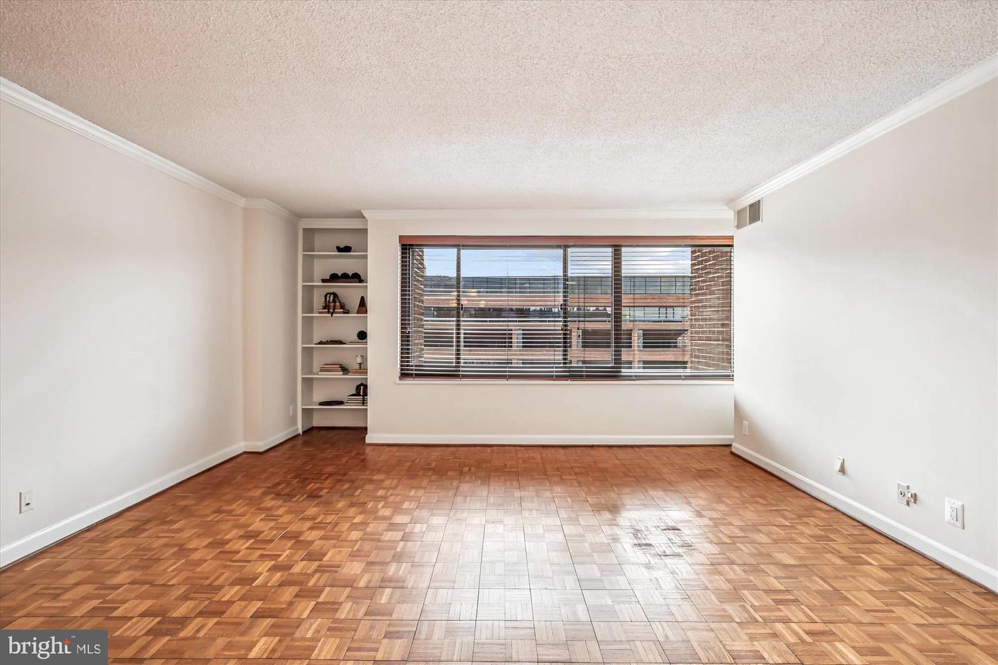 Washington, District of Columbia, 20007, United States, 1 Bedroom Bedrooms, ,1 BathroomBathrooms,Residential,For Sale,1941615