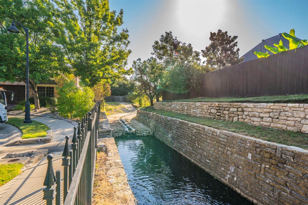 Bedford, Texas, 76021, United States, 3 Bedrooms Bedrooms, ,3 BathroomsBathrooms,Residential,For Sale,1983918