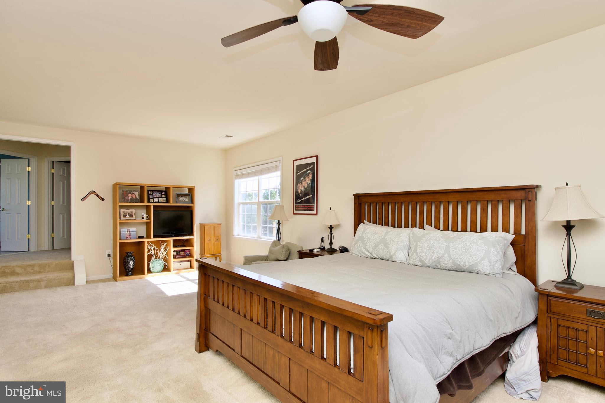 Aldie, Virginia, 20105, United States, 4 Bedrooms Bedrooms, ,5 BathroomsBathrooms,Residential,For Sale,1943897