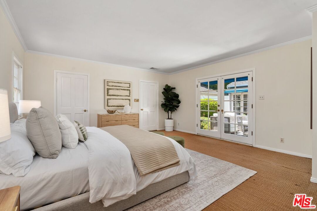 Los Angeles, California, 90049, United States, 3 Bedrooms Bedrooms, ,3 BathroomsBathrooms,Residential,For Sale,1902649