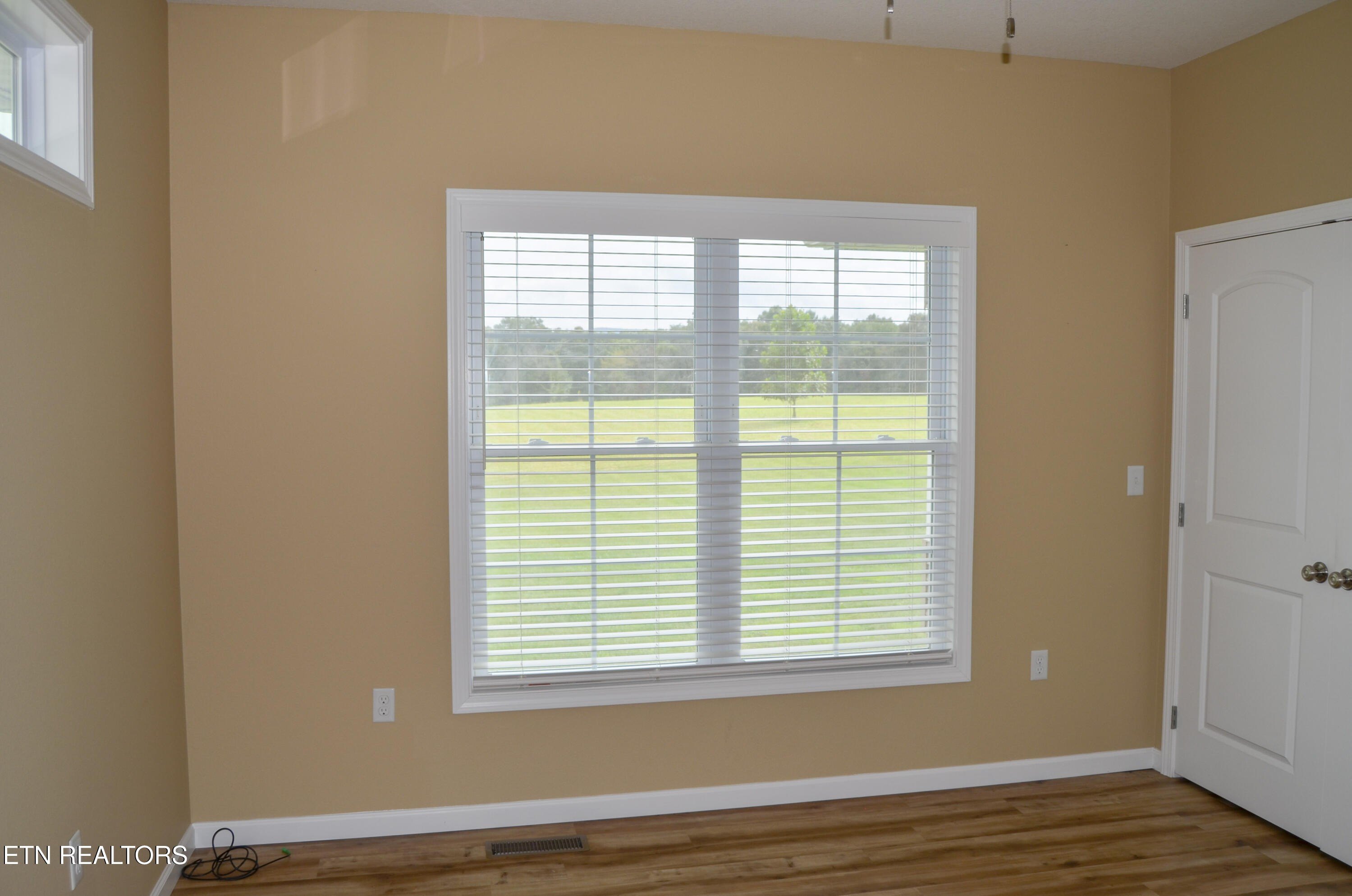 Crossville, Tennessee, 38555, United States, 3 Bedrooms Bedrooms, ,3 BathroomsBathrooms,Residential,For Sale,1978322