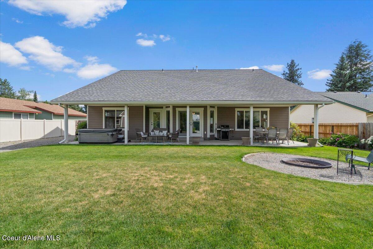 Hayden, Idaho, 83835, United States, 4 Bedrooms Bedrooms, ,3 BathroomsBathrooms,Residential,For Sale,1879599