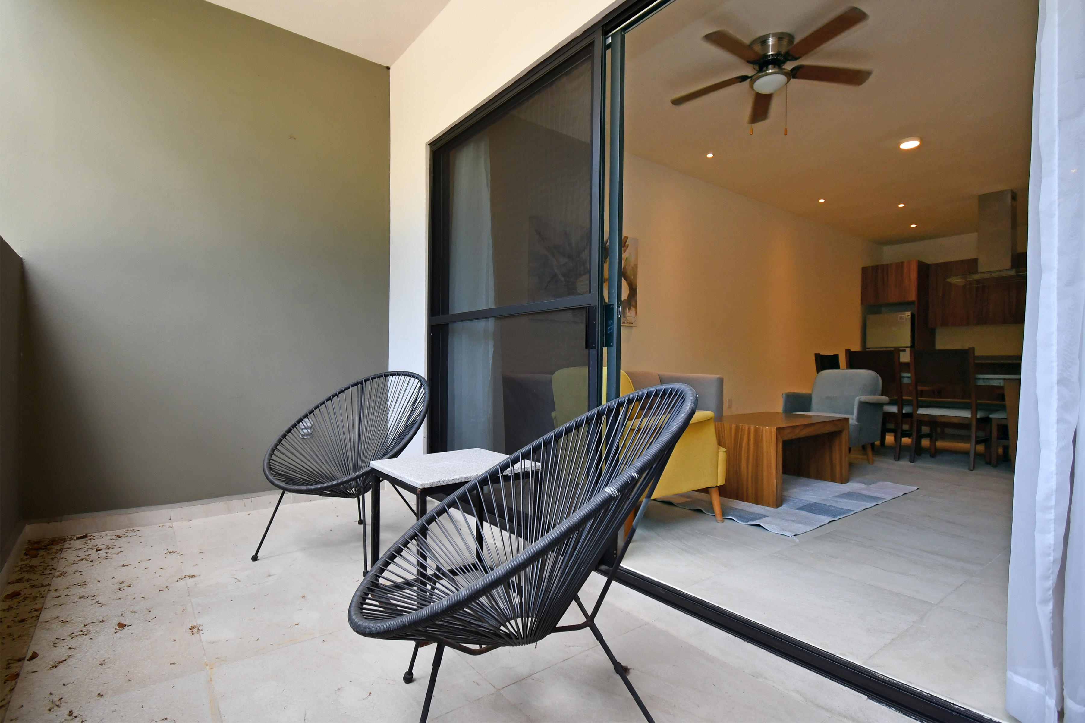  Comfort and Convenience in an Expansive Three-Bedroom Residence - 物件實景