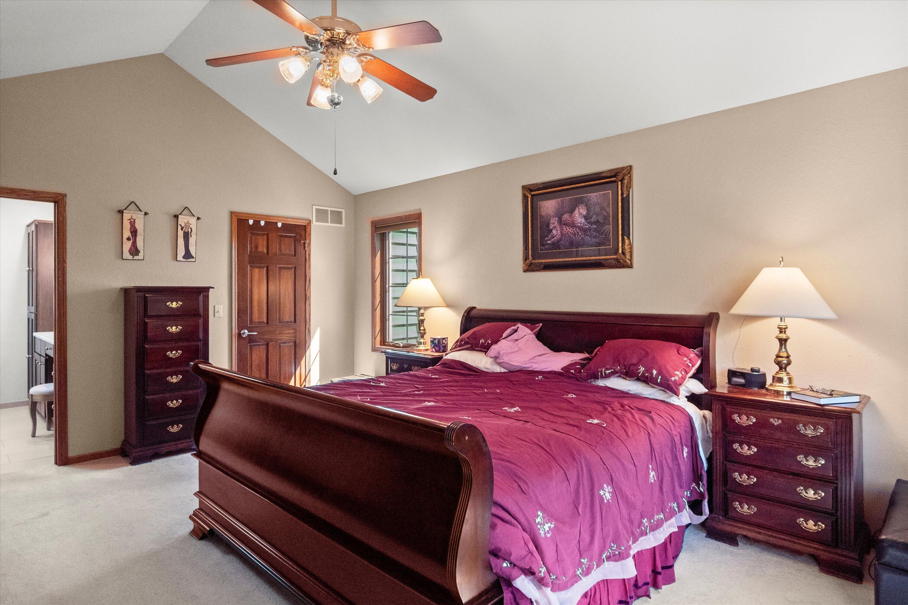 Caledonia, Wisconsin, 53402, United States, 3 Bedrooms Bedrooms, ,3 BathroomsBathrooms,Residential,For Sale,1987324