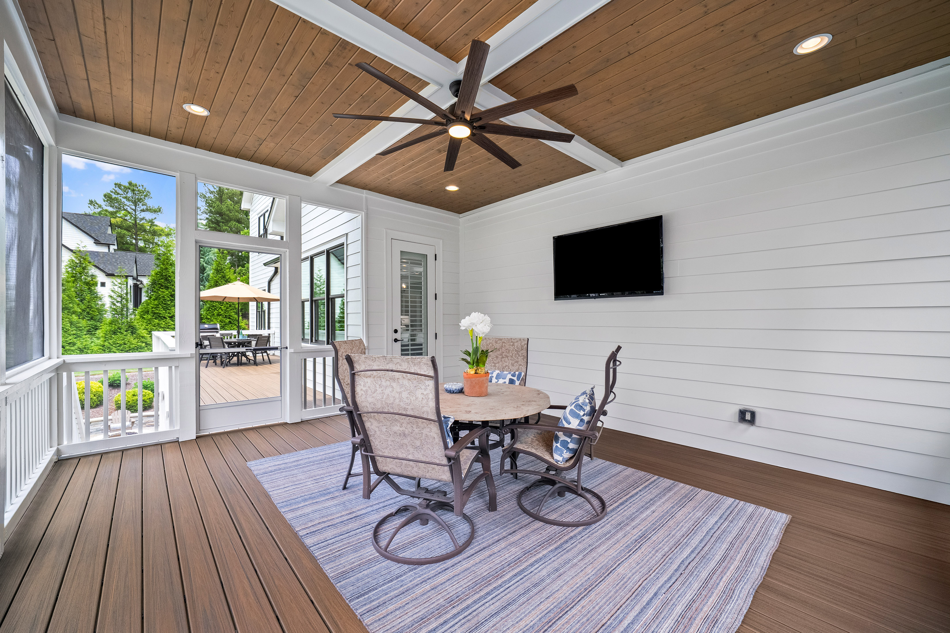  Stunning Modern Farmhouse with Luxury Finishes, Unbeatable Location, and No HOA - 物件實景