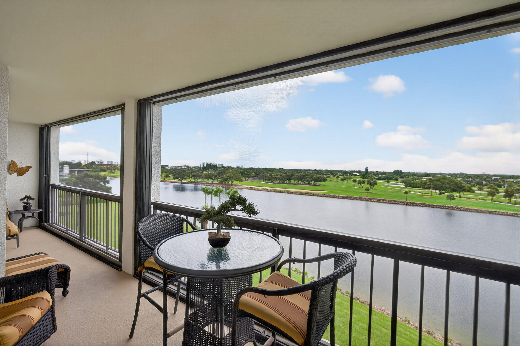 North Palm Beach, Florida, 33408, United States, 2 Bedrooms Bedrooms, ,2 BathroomsBathrooms,Residential,For Sale,1940741