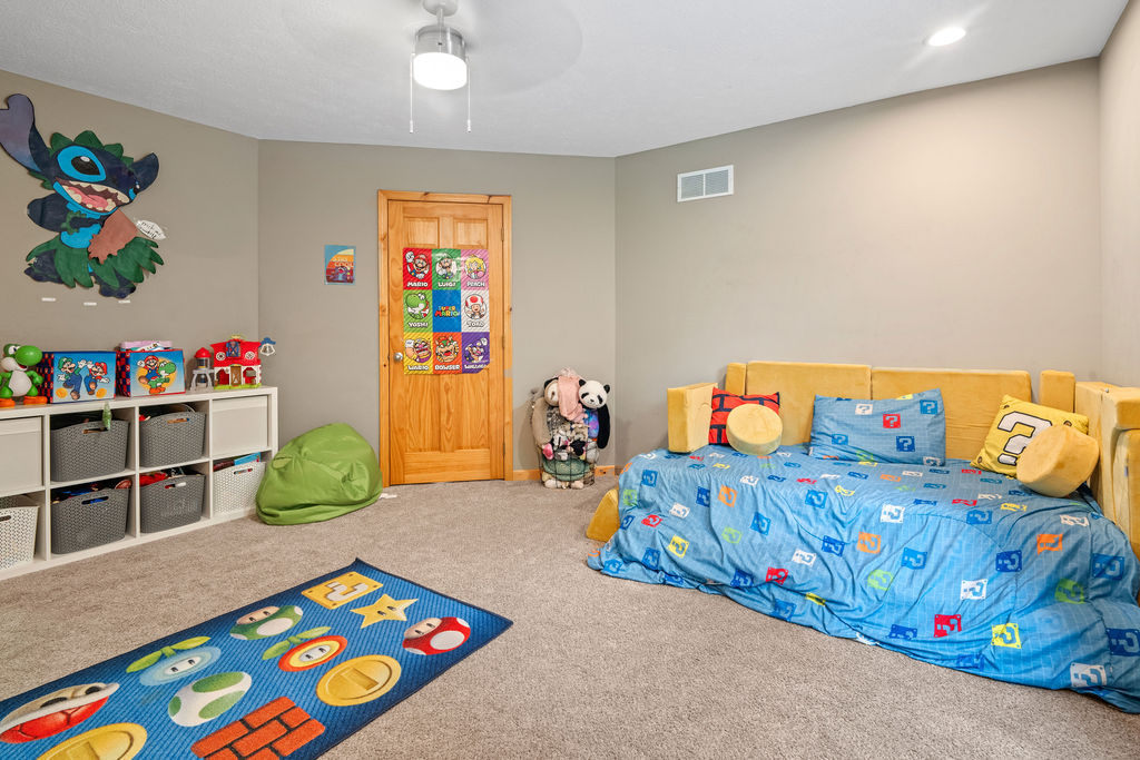 Marengo, Ohio, 43334, United States, 5 Bedrooms Bedrooms, ,3 BathroomsBathrooms,Residential,For Sale,2048859
