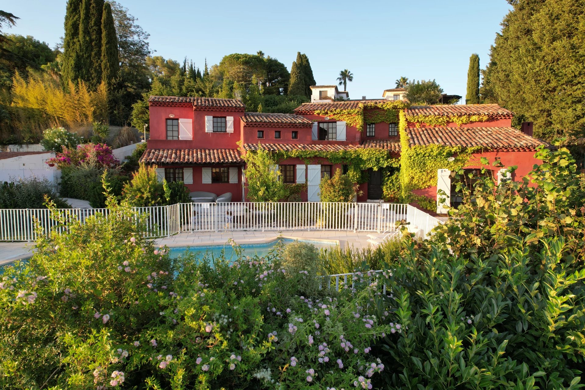 Saint-Paul-de-Vence, Provence-Alpes-Côte d’Azur, 06570, FR, 8 Bedrooms Bedrooms, ,8 BathroomsBathrooms,Residential,For Sale,1622616