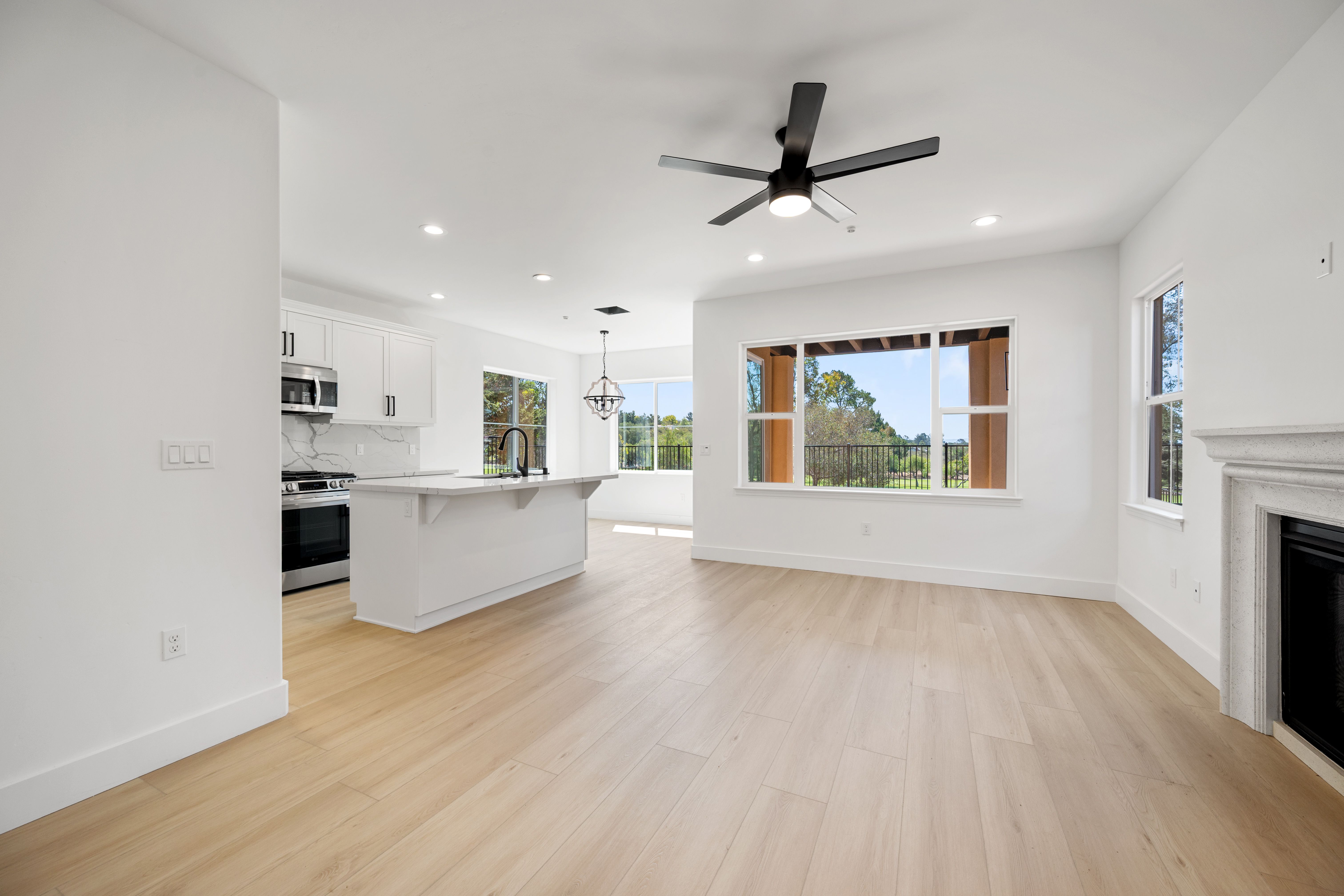  Modern Fairway Living Along the Mission Club - 物件實景