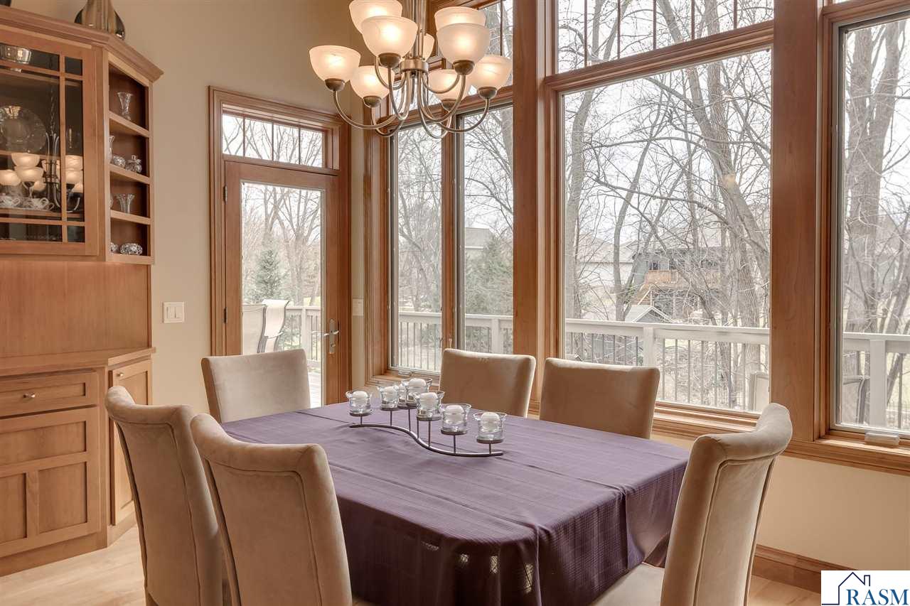 Mankato, Minnesota, 56001, United States, 3 Bedrooms Bedrooms, ,2 BathroomsBathrooms,Residential,For Sale,1982289