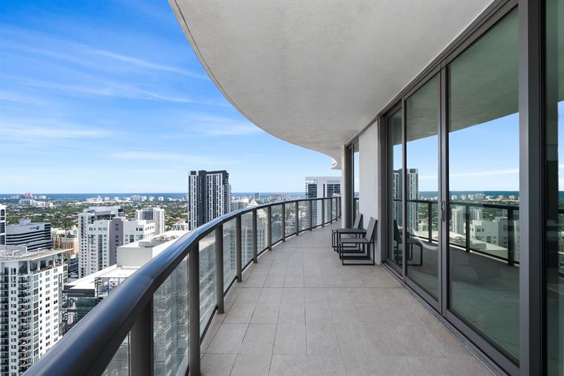 Fort Lauderdale, Florida, 33301, United States, 4 Bedrooms Bedrooms, ,5 BathroomsBathrooms,Residential,For Sale,1987961