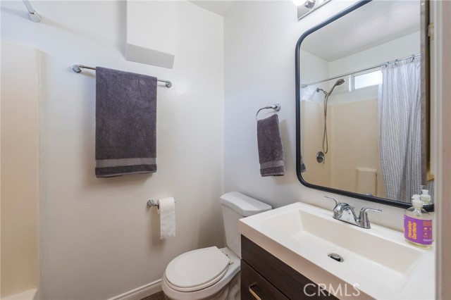 Anaheim, California, 92805, United States, 3 Bedrooms Bedrooms, ,2 BathroomsBathrooms,Residential,For Sale,1935662