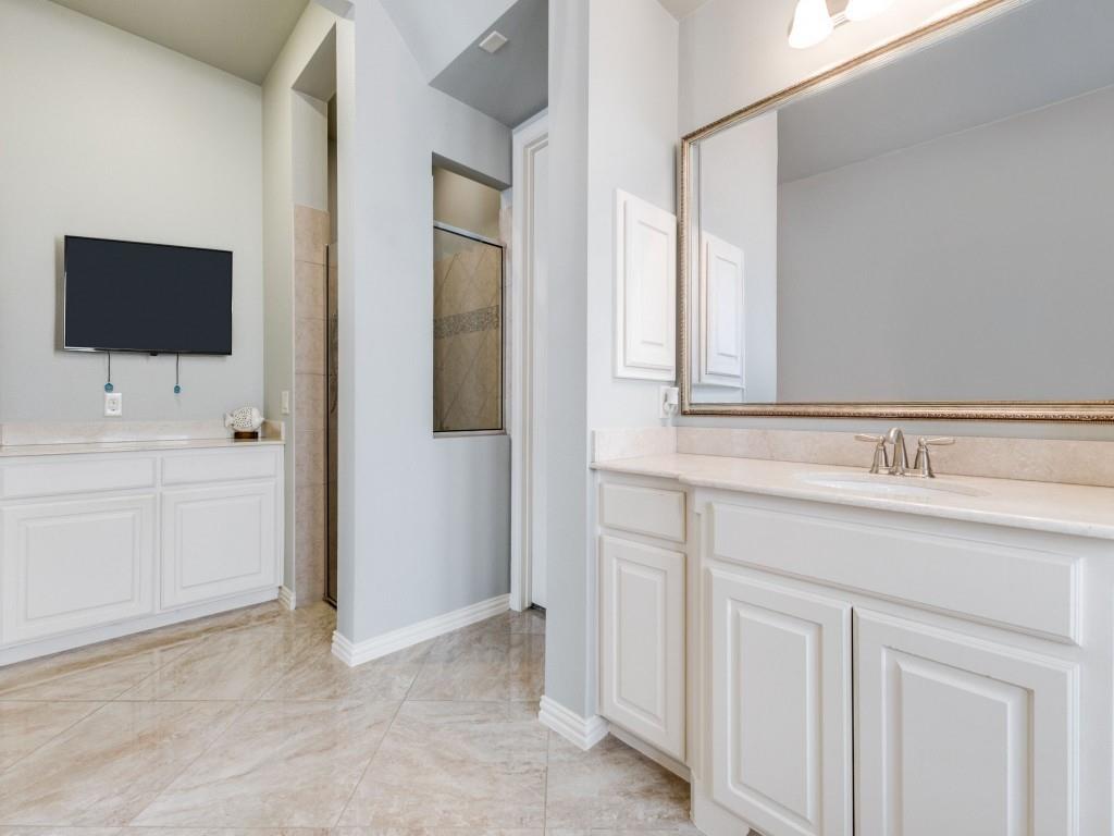 Rockwall, Texas, 75087, United States, 4 Bedrooms Bedrooms, ,4 BathroomsBathrooms,Residential,For Sale,1987578