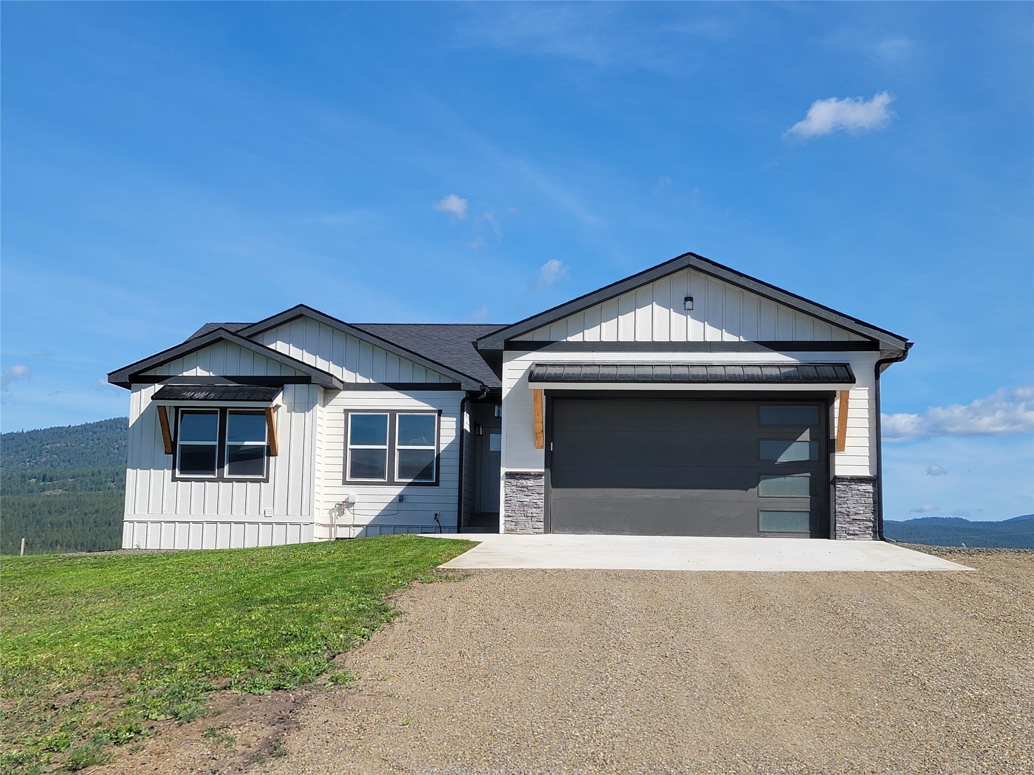 Plains, Montana, 59859, United States, 6 Bedrooms Bedrooms, ,3 BathroomsBathrooms,Residential,For Sale,1866900