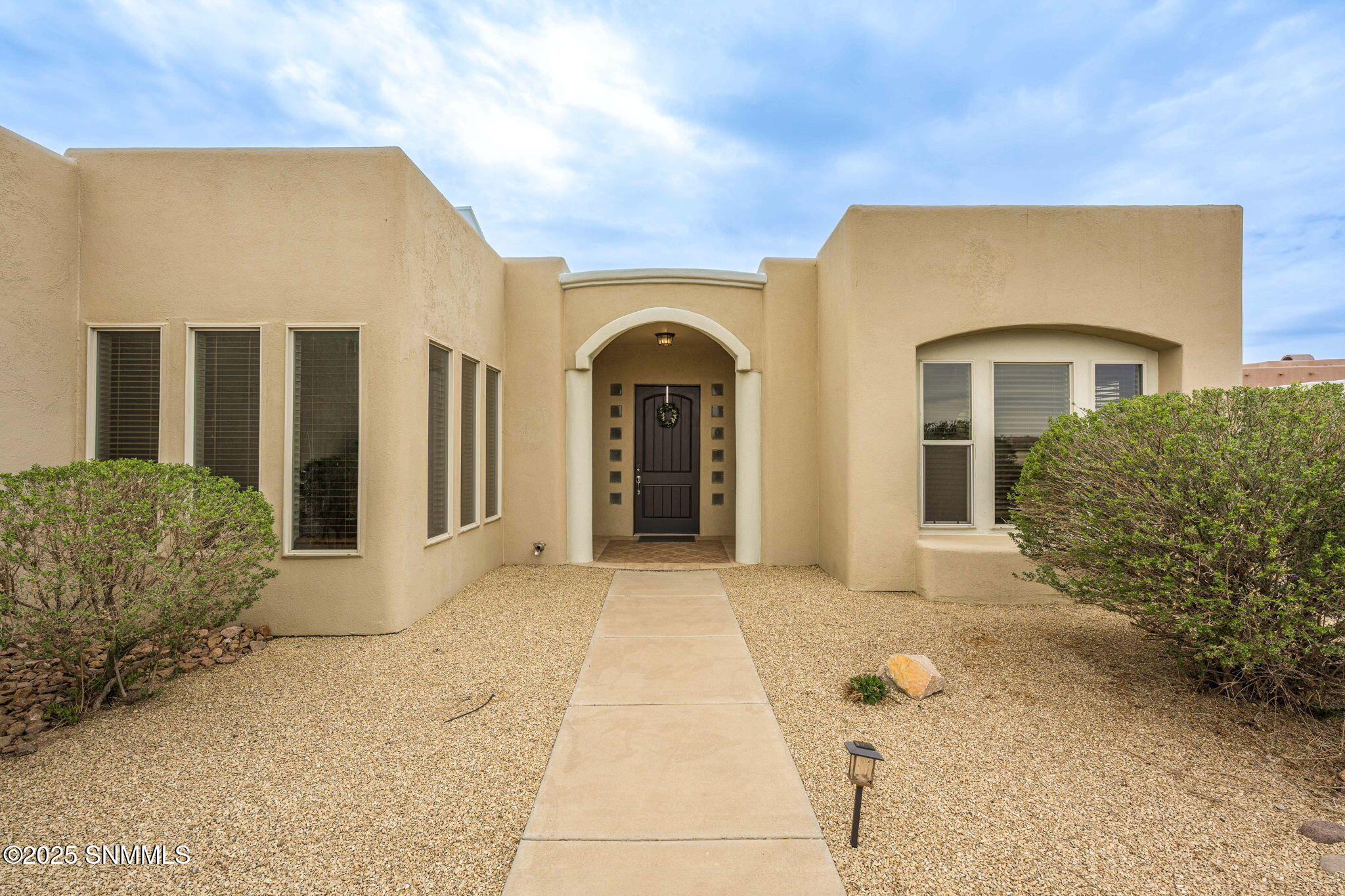 Las Cruces, New Mexico, 88011, United States, 4 Bedrooms Bedrooms, ,3 BathroomsBathrooms,Residential,For Sale,1777024