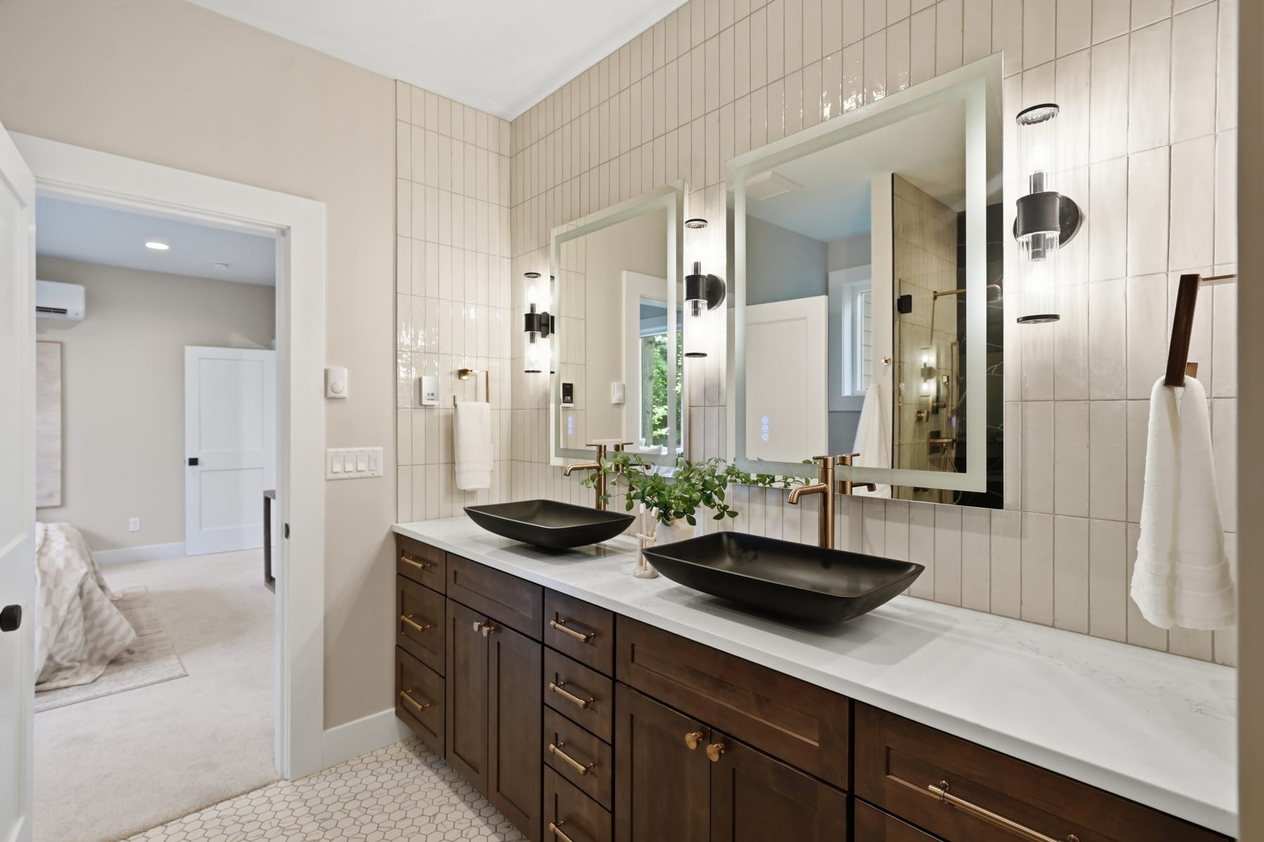  1548 NW Elgin Avenue #1 & 2 Bend, OR 97703 - 物件實景