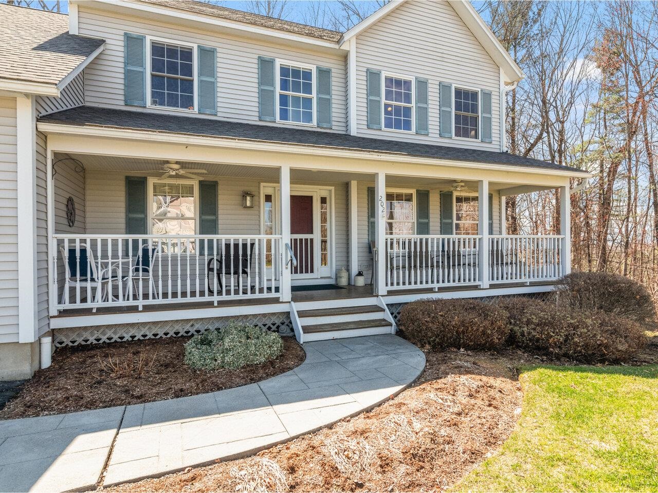 Colchester, Vermont, 05446, United States, 3 Bedrooms Bedrooms, ,3 BathroomsBathrooms,Residential,For Sale,1779357