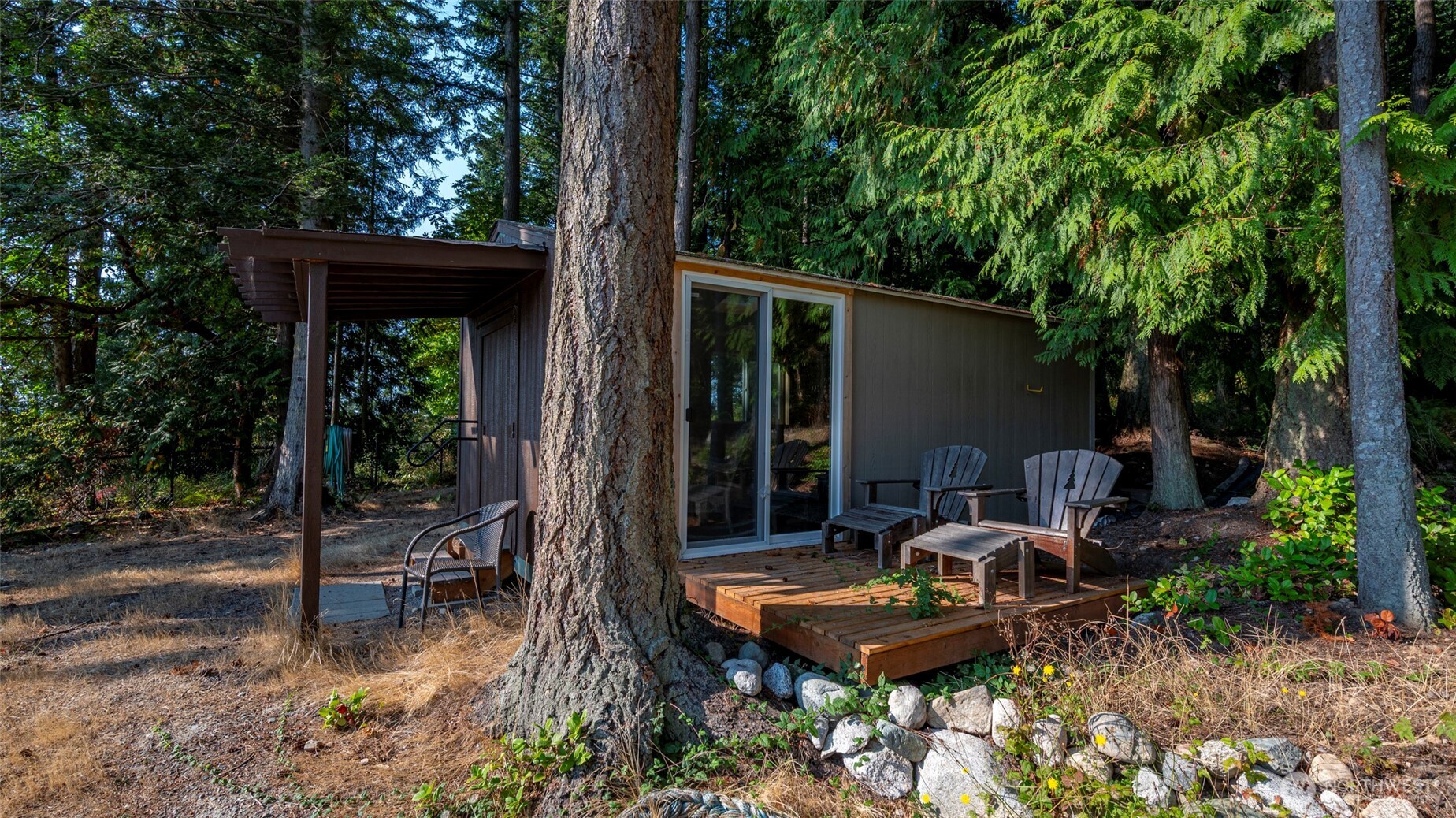 La Conner, Washington, 98257, United States, 2 Bedrooms Bedrooms, ,4 BathroomsBathrooms,Residential,For Sale,1951014