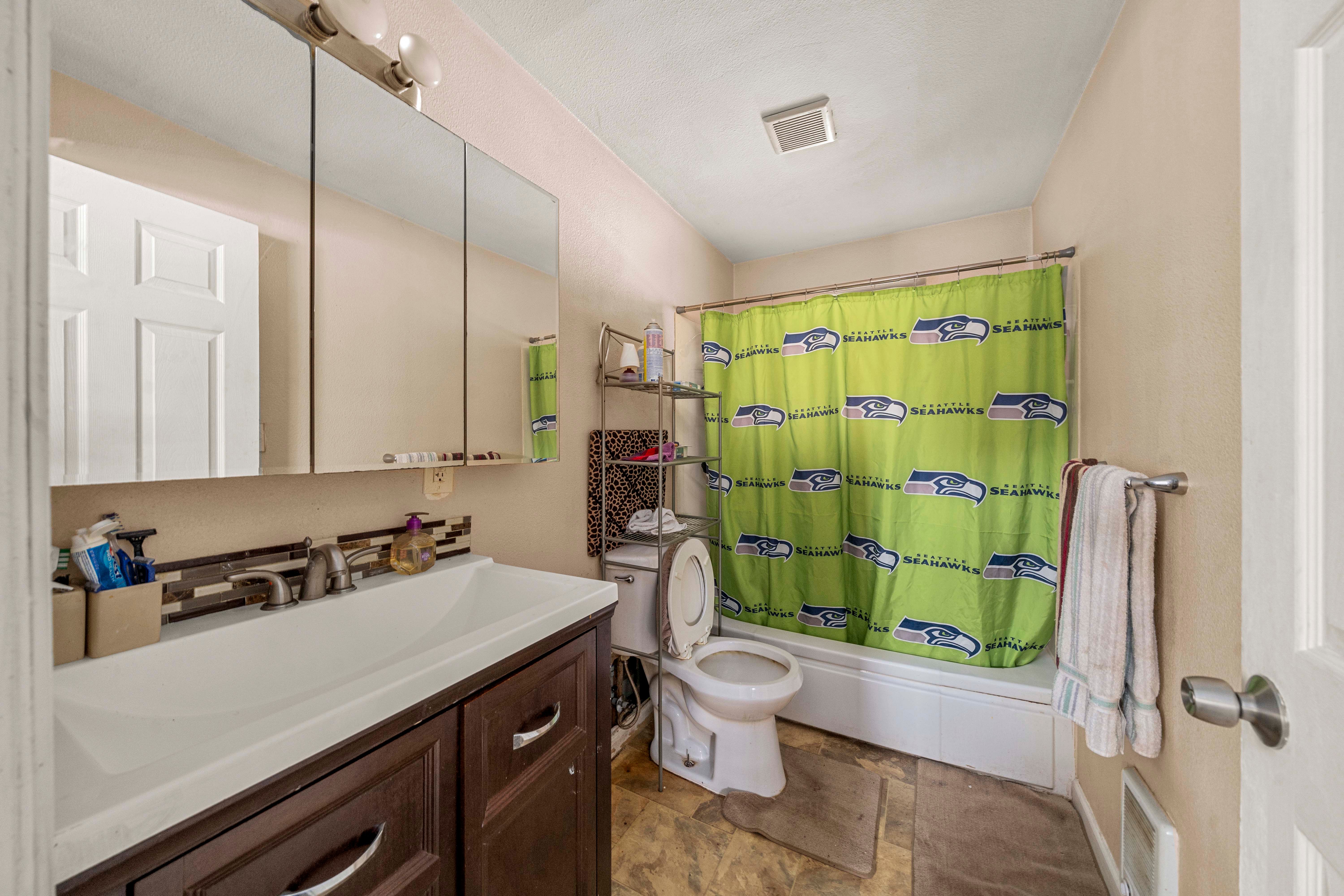  1561 S 35th St, Tacoma, WA 98418 - 物件實景
