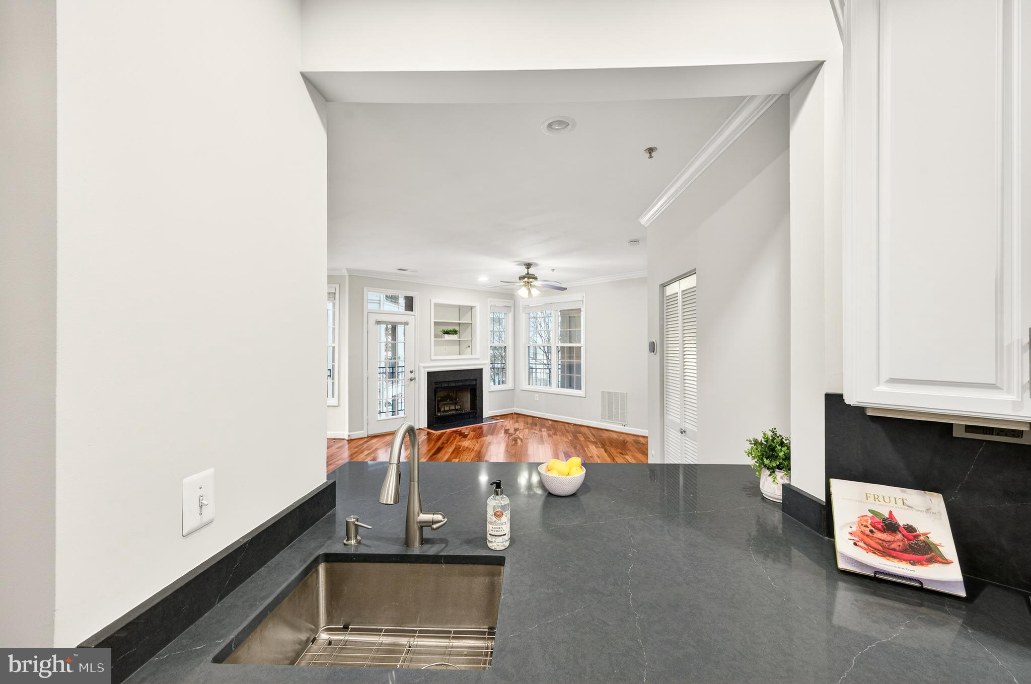 Arlington, Virginia, 22201, United States, 2 Bedrooms Bedrooms, ,2 BathroomsBathrooms,Residential,For Sale,2008587