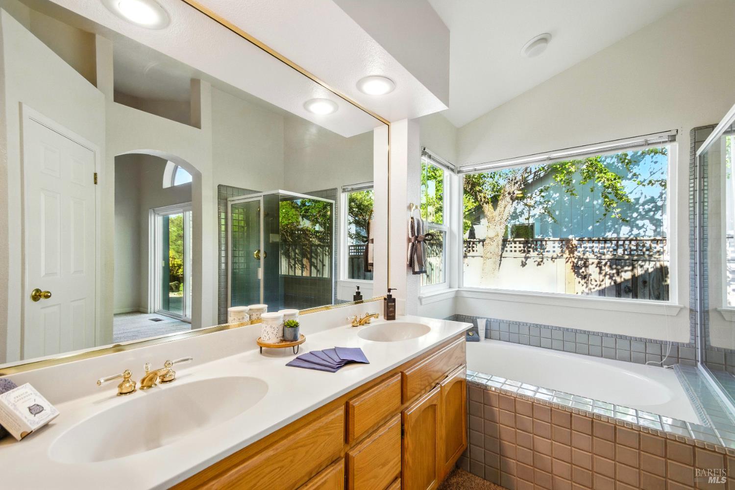 Santa Rosa, California, 95403, United States, 4 Bedrooms Bedrooms, ,2 BathroomsBathrooms,Residential,For Sale,1932989