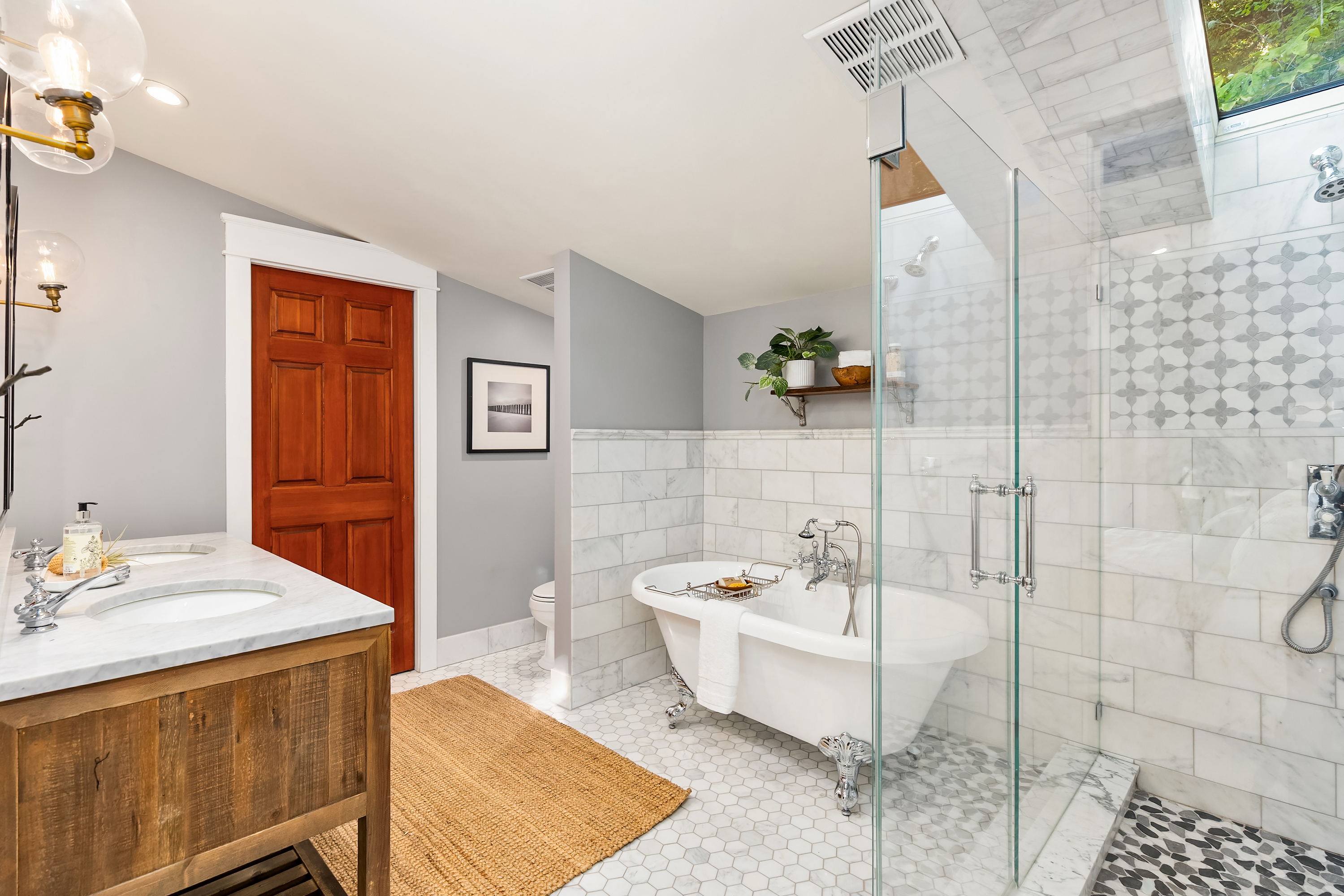  8405 Hansen Road Northeast, Bainbridge Island, WA 98110 - 物件實景