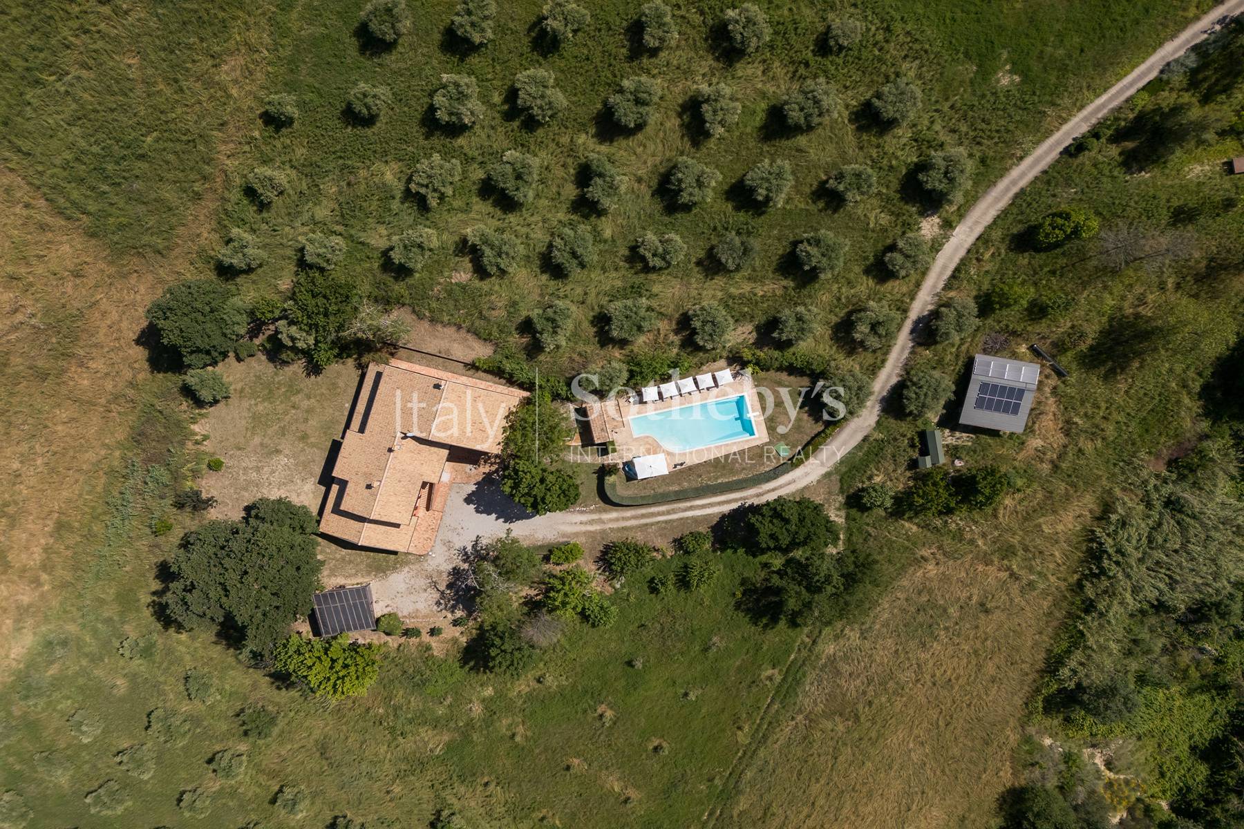  Renovated estate with pool and panoramic view - 物件實景